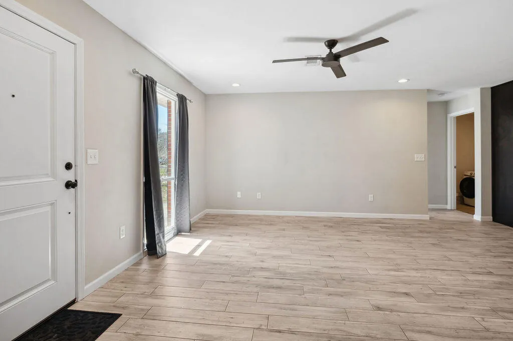 Niceville, Florida 32578, United States, 3 Bedrooms Bedrooms, ,2 BathroomsBathrooms,Residential,Active,88206