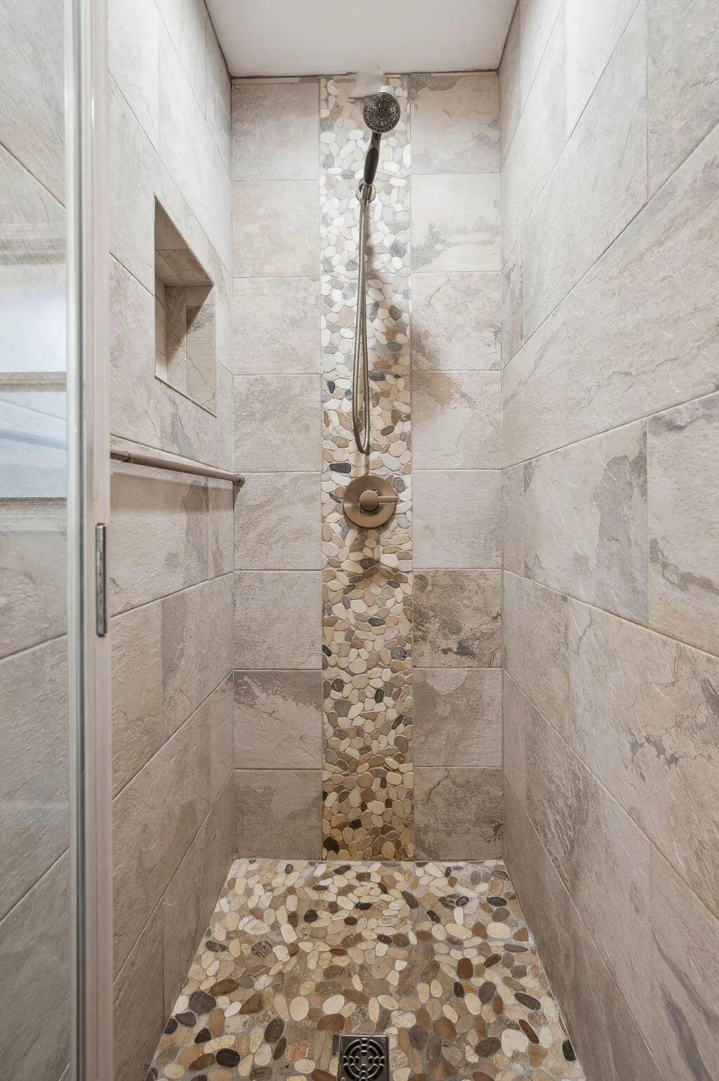 Niceville, Florida 32578, United States, 3 Bedrooms Bedrooms, ,2 BathroomsBathrooms,Residential,Active,88206