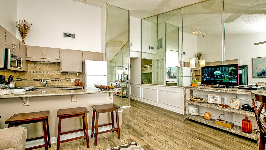 LEEWARD CONDO 2 - Residential