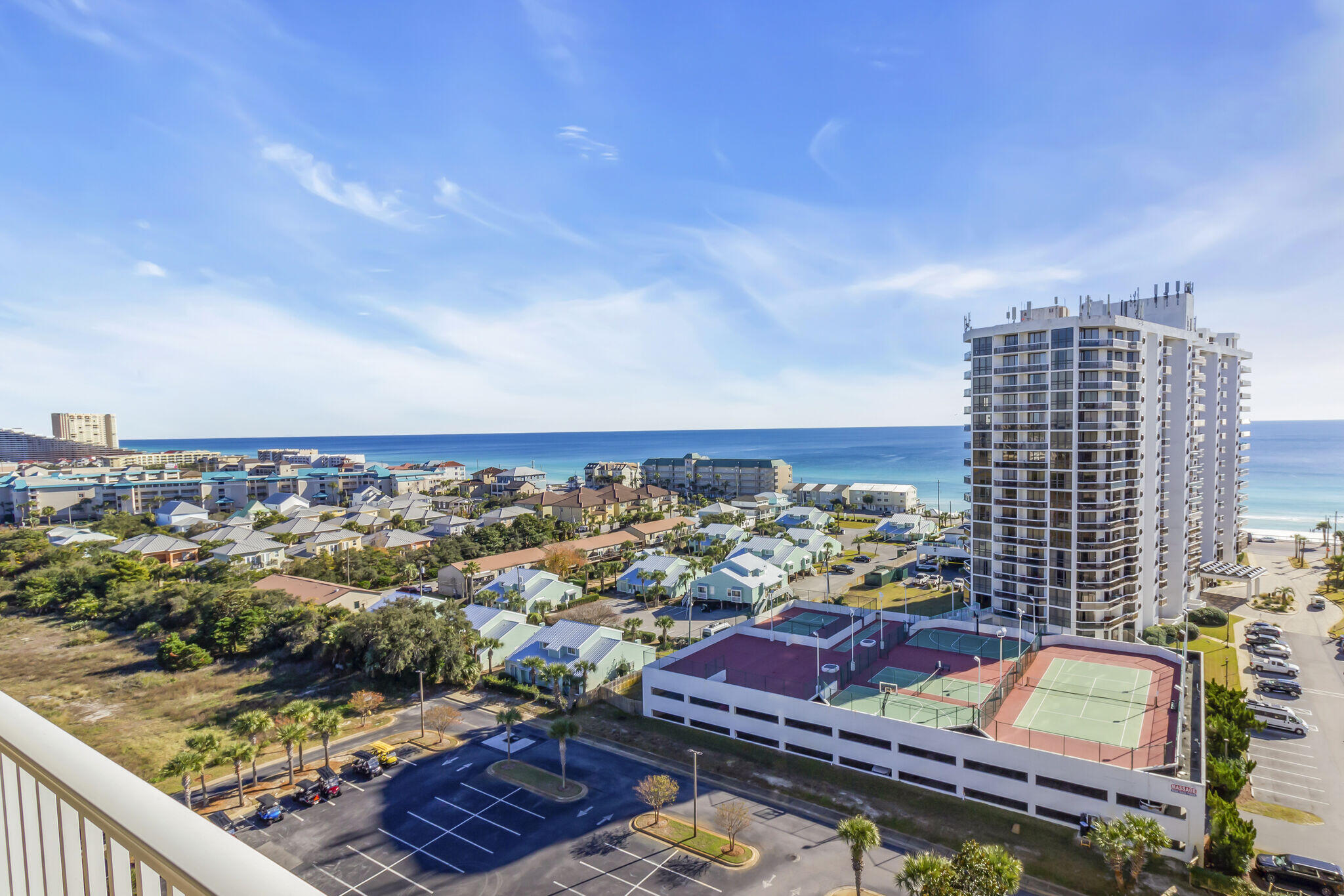ARIEL DUNES - Residential