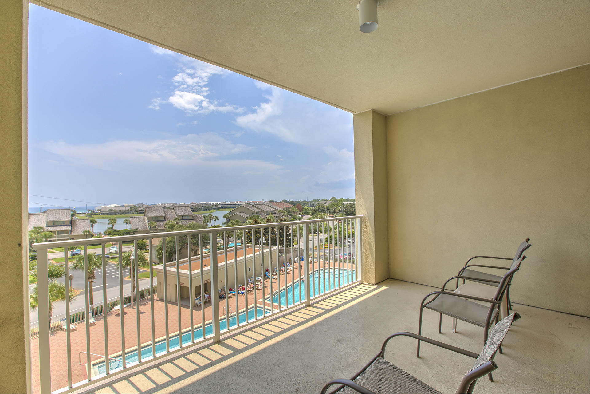 ARIEL DUNES II - Residential