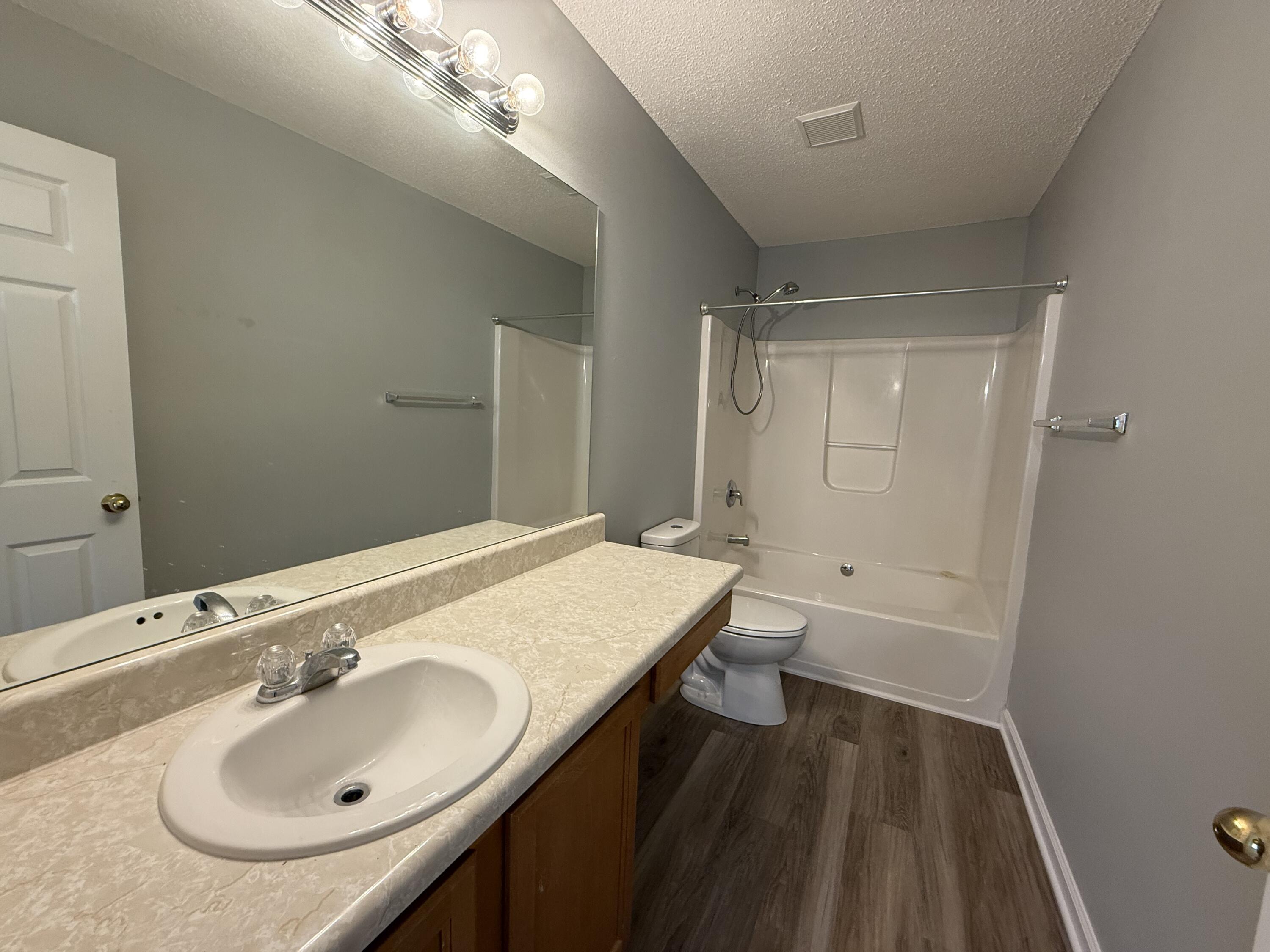 Stillwell Estates - Residential Lease