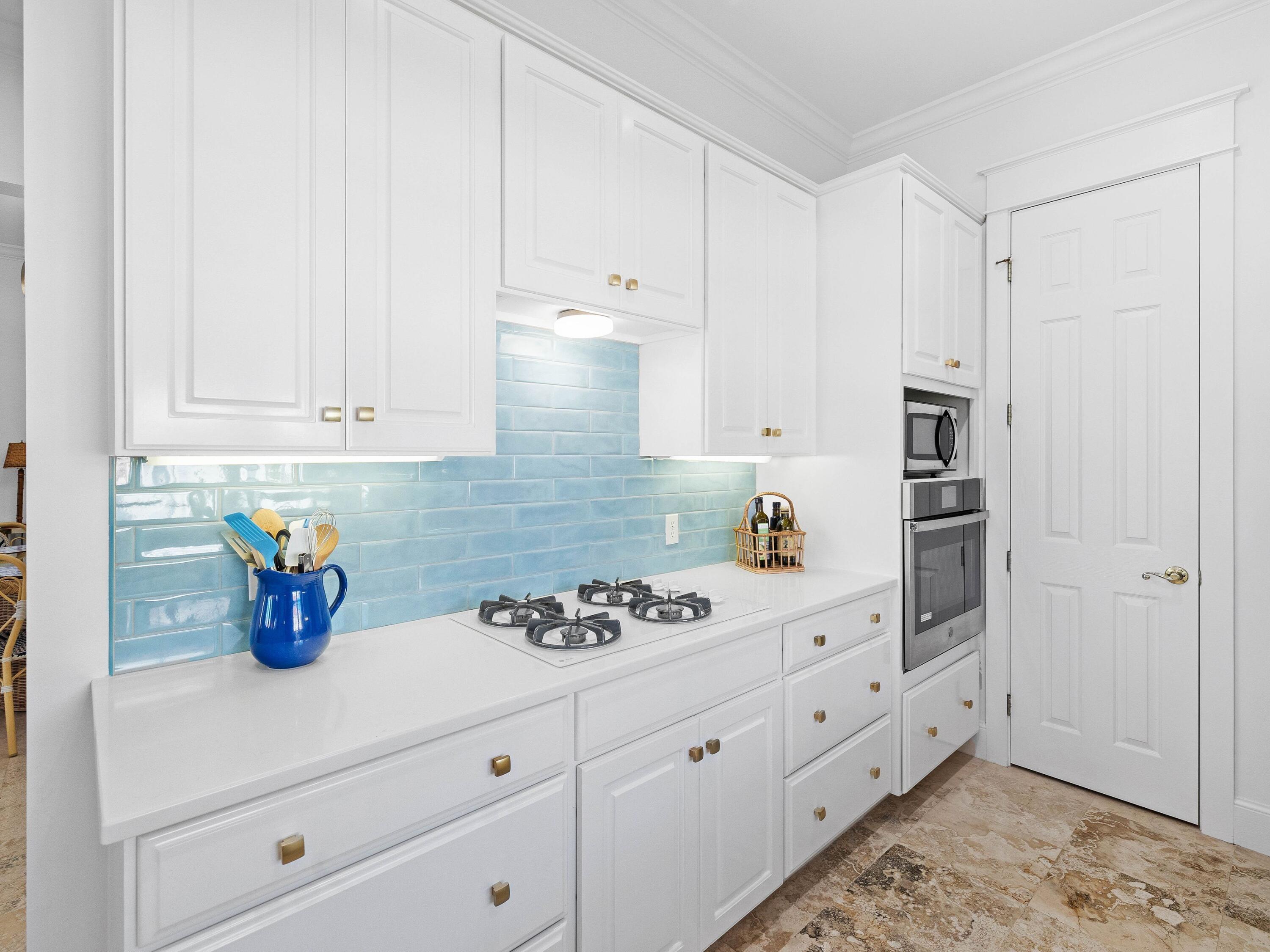 FOUNTAINS AT SANDESTIN - Residential