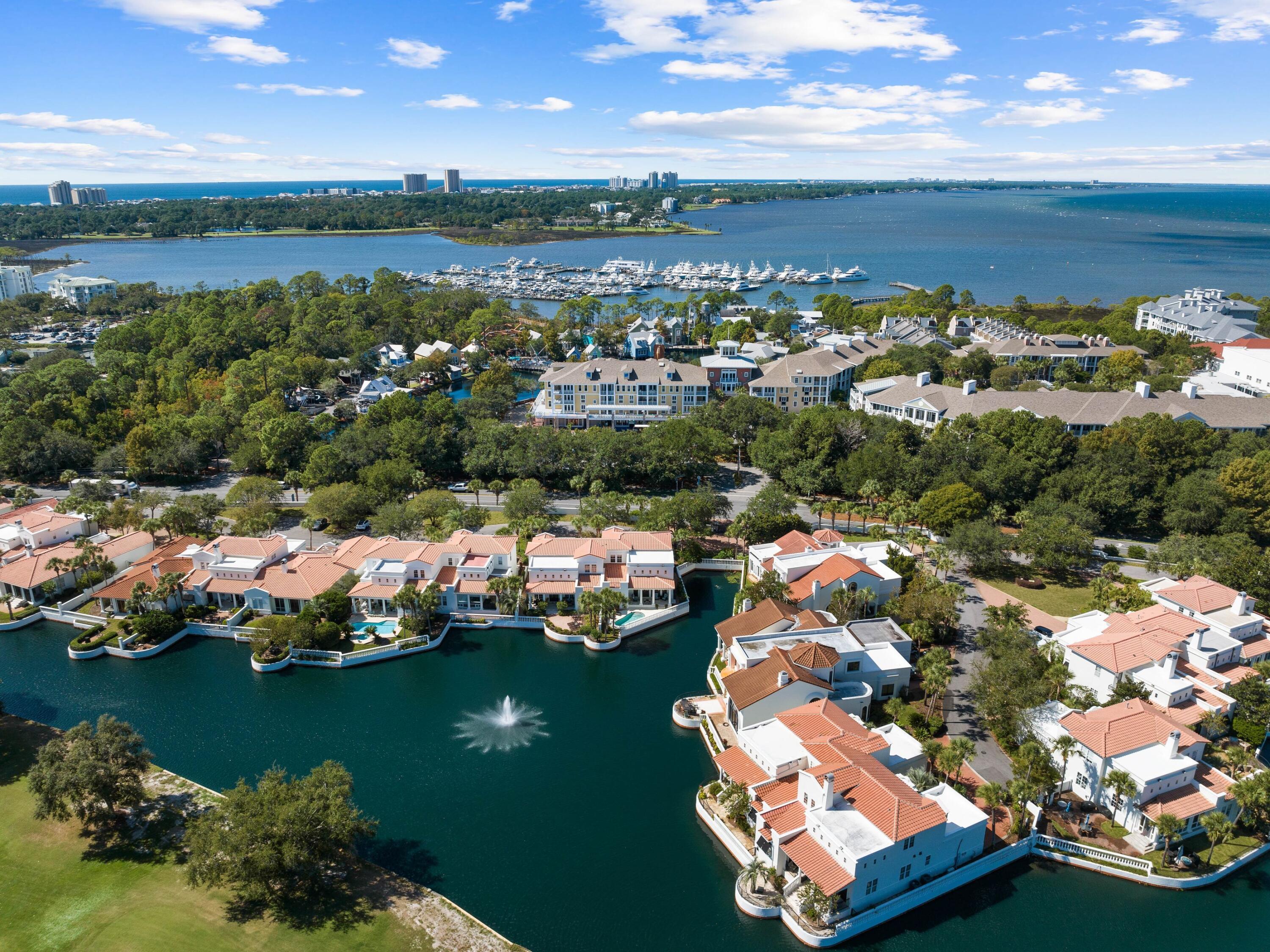 FOUNTAINS AT SANDESTIN - Residential
