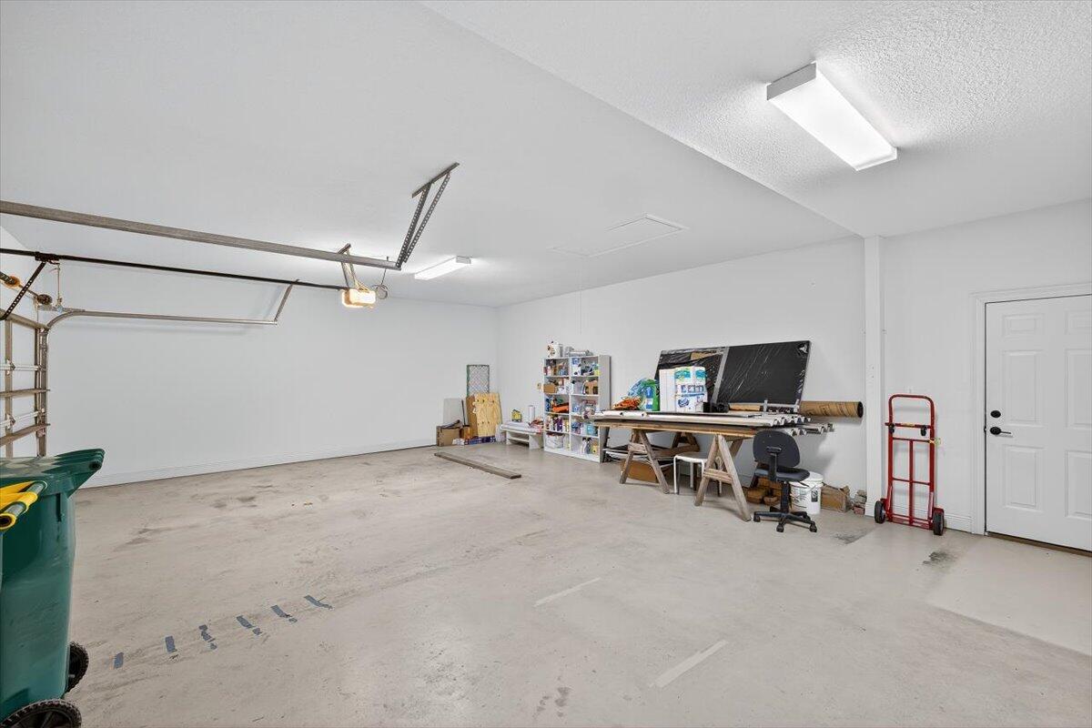 MAGNOLIA PLANTATION AT BLUEWATER BAY - Residential