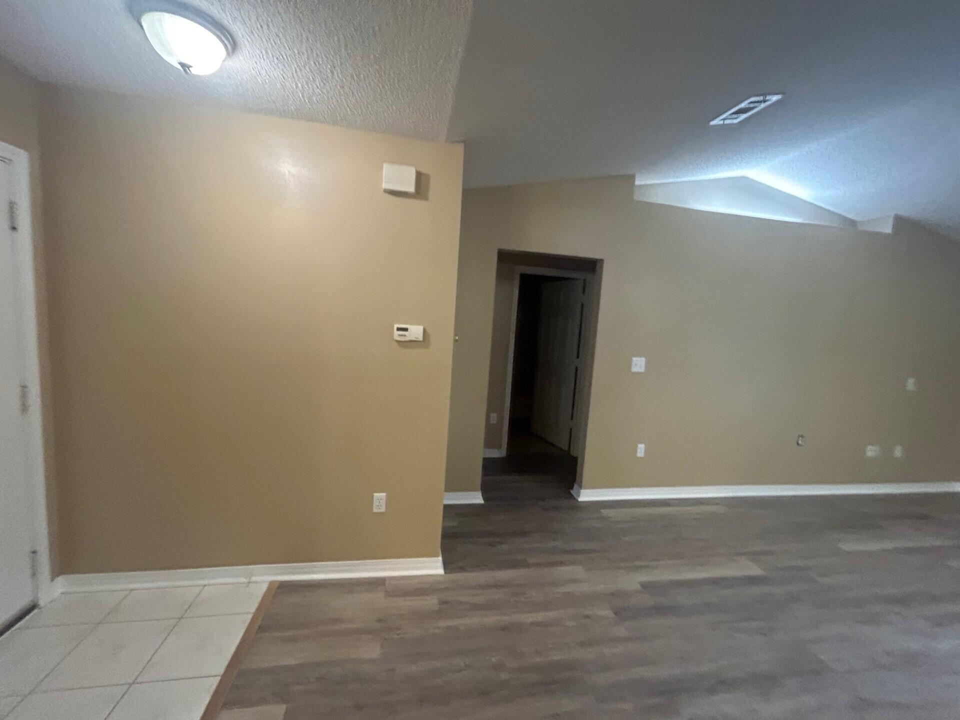 COUNTRYVIEW ESTATES 4TH ADDN PH 6 - Residential Lease