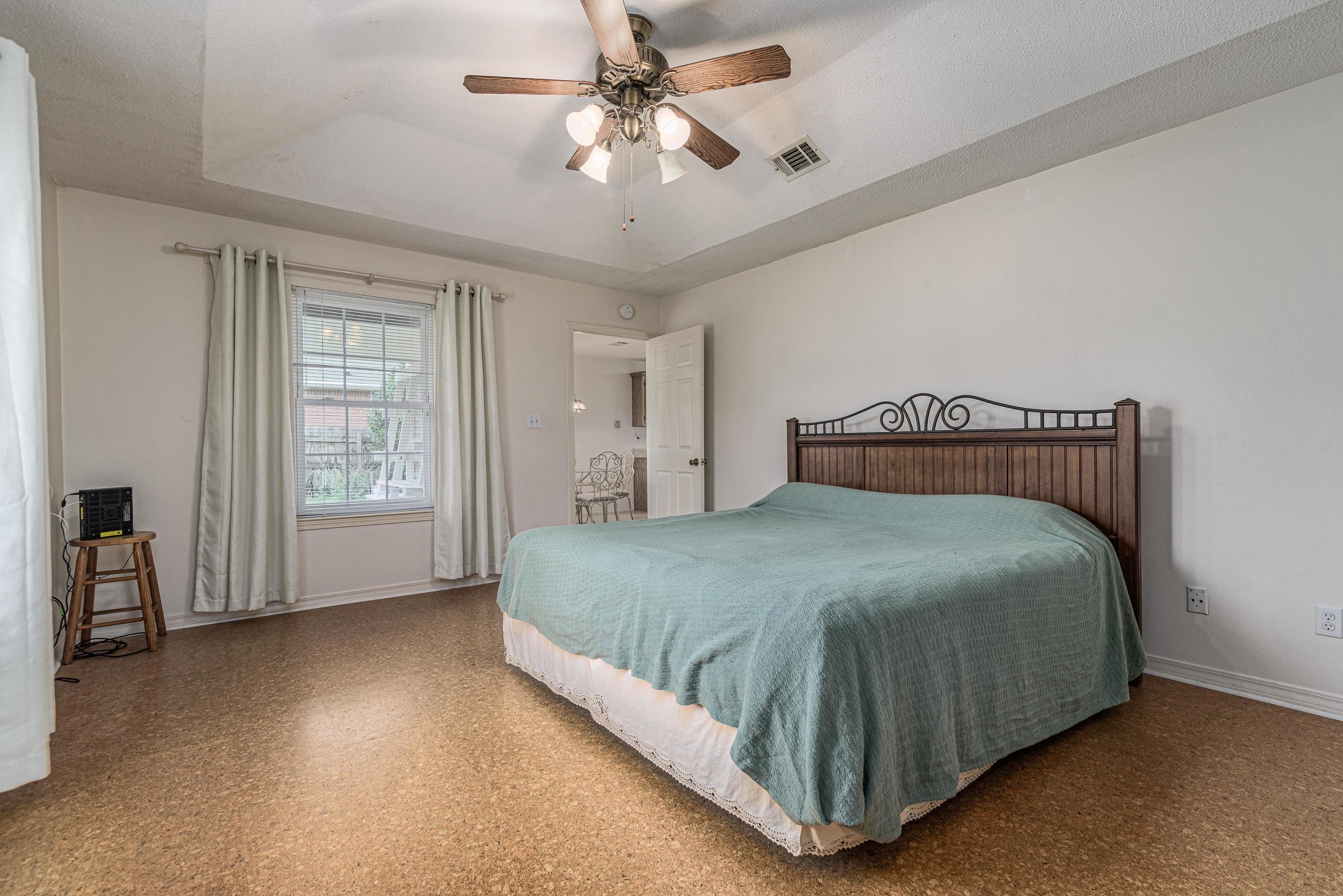 QUAYSIDE VILLAGE - Residential