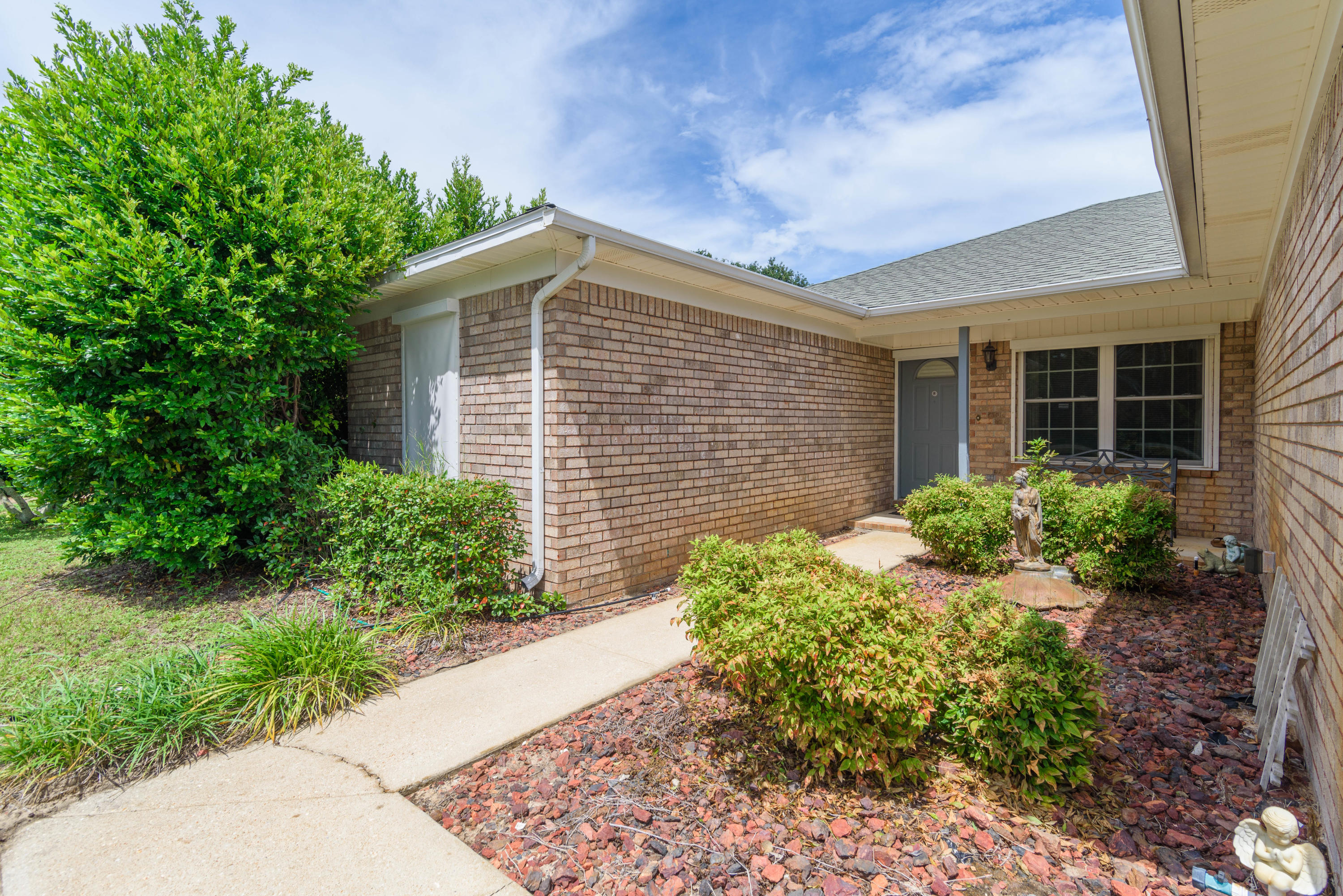 QUAYSIDE VILLAGE - Residential