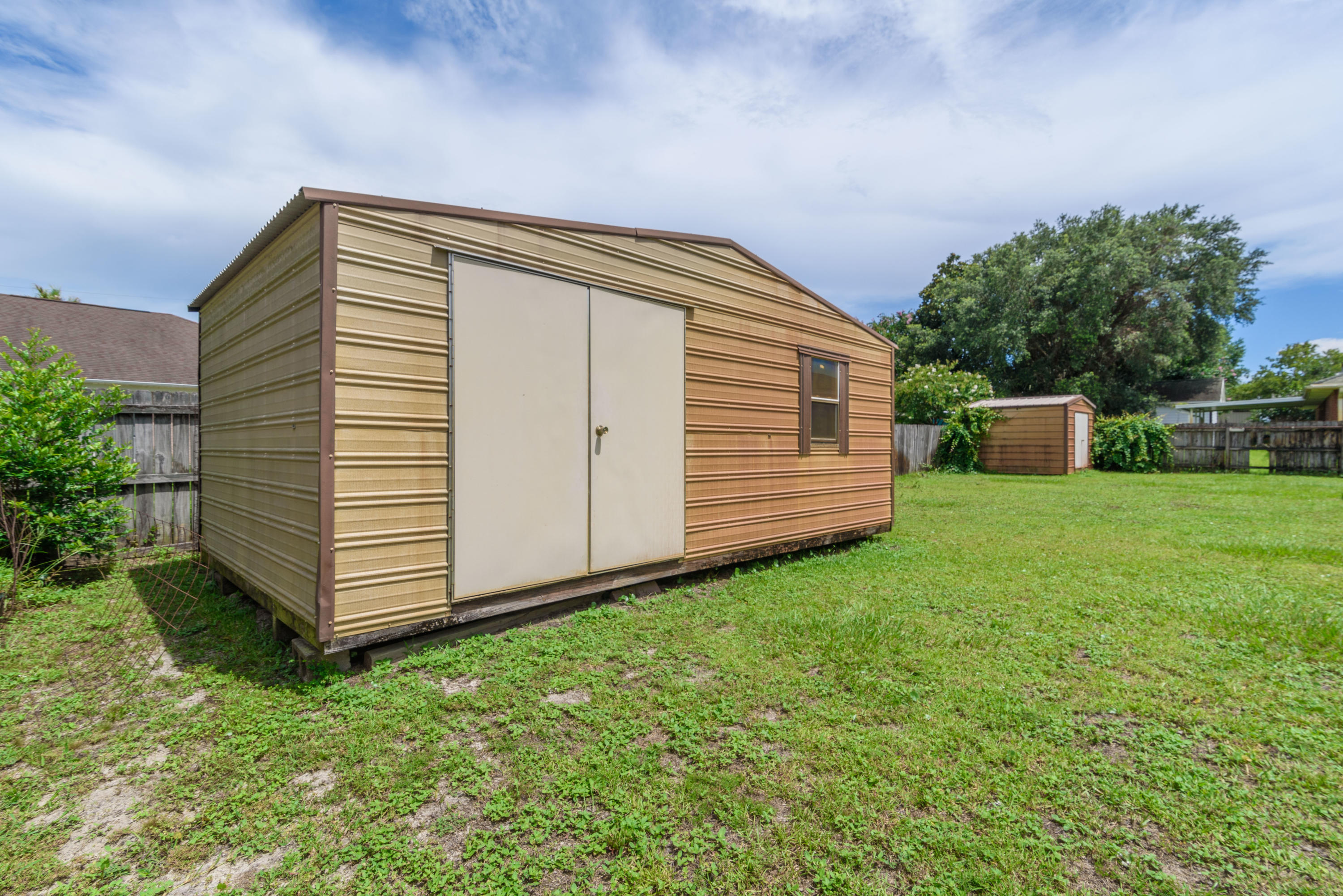 QUAYSIDE VILLAGE - Residential