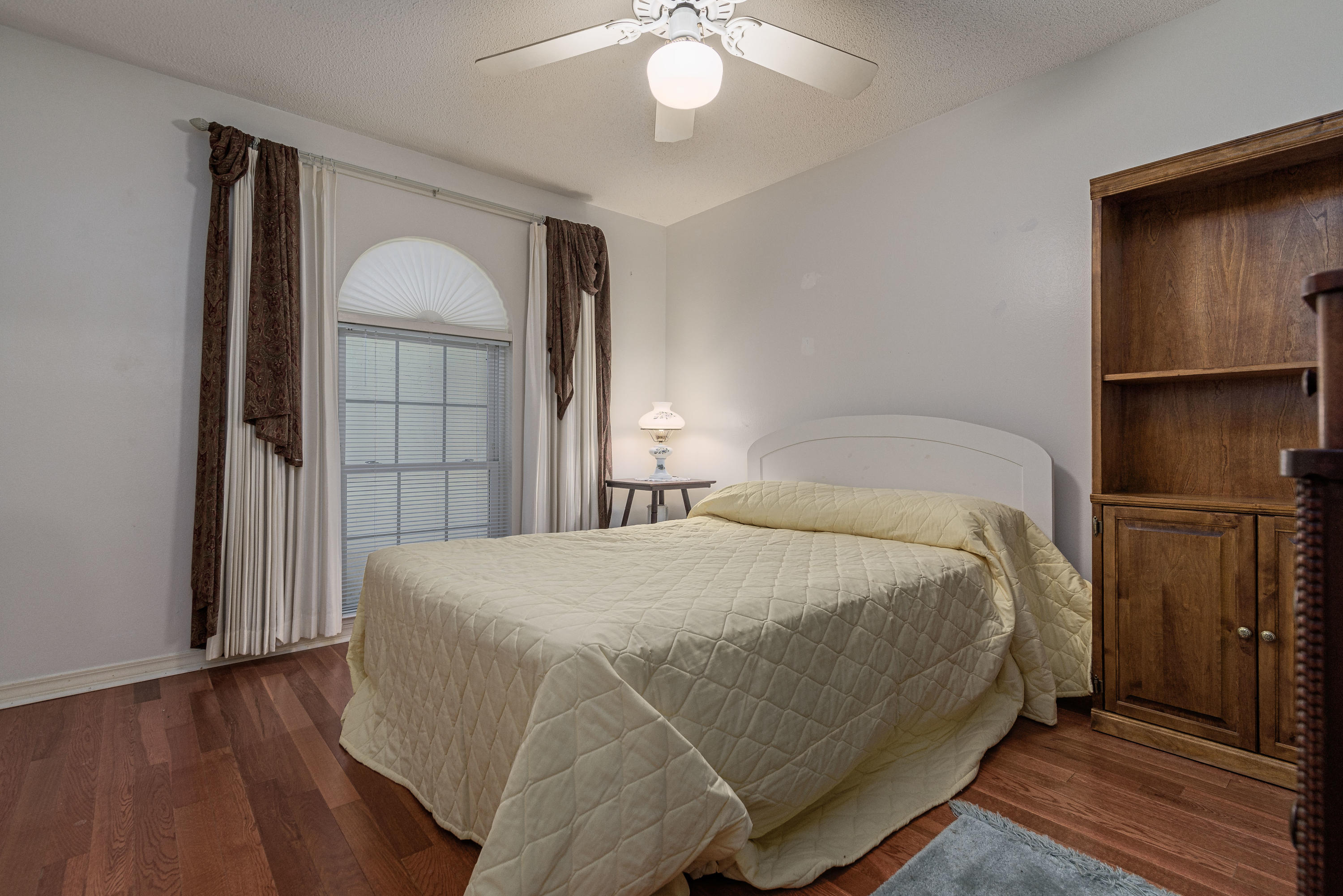 QUAYSIDE VILLAGE - Residential