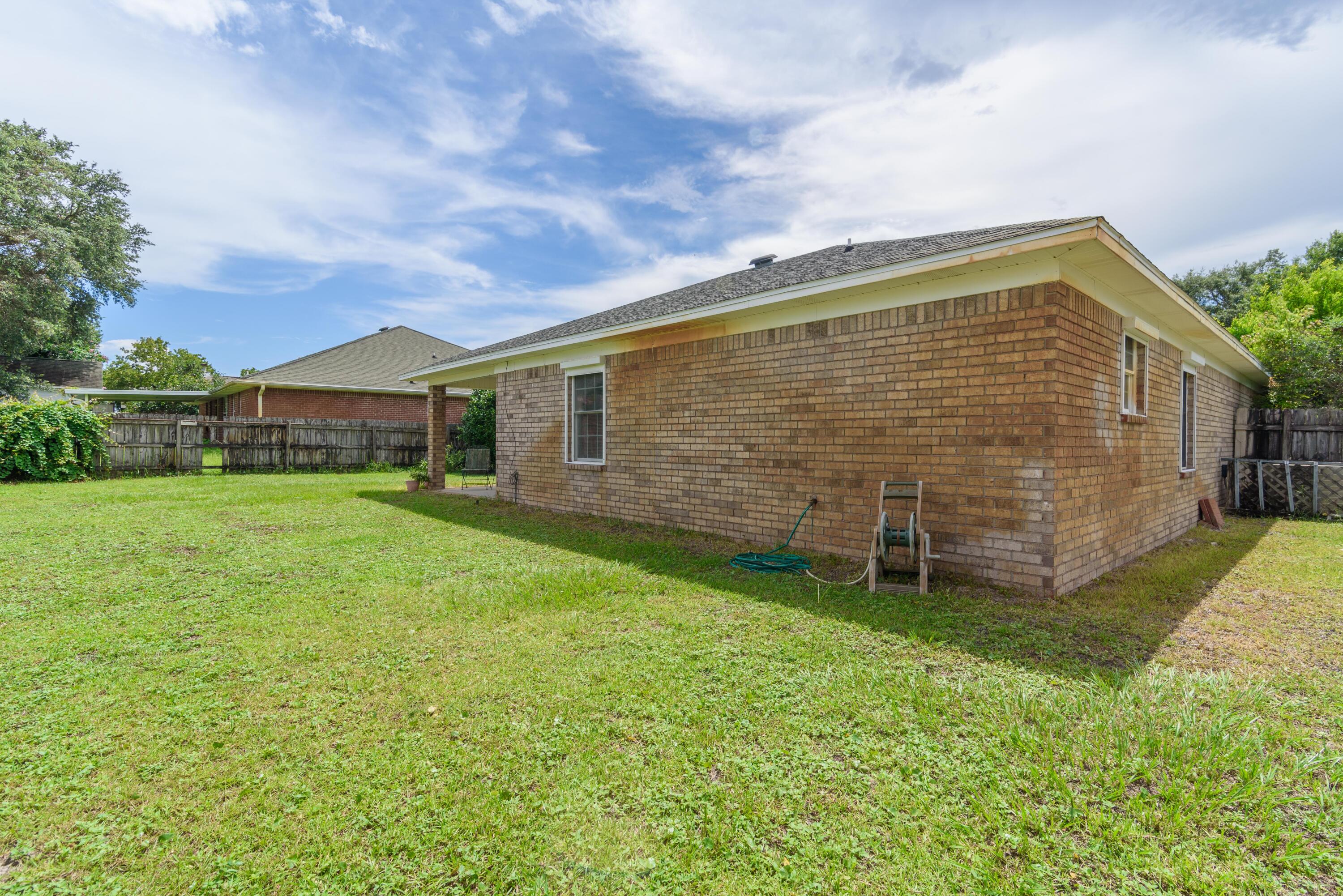 QUAYSIDE VILLAGE - Residential