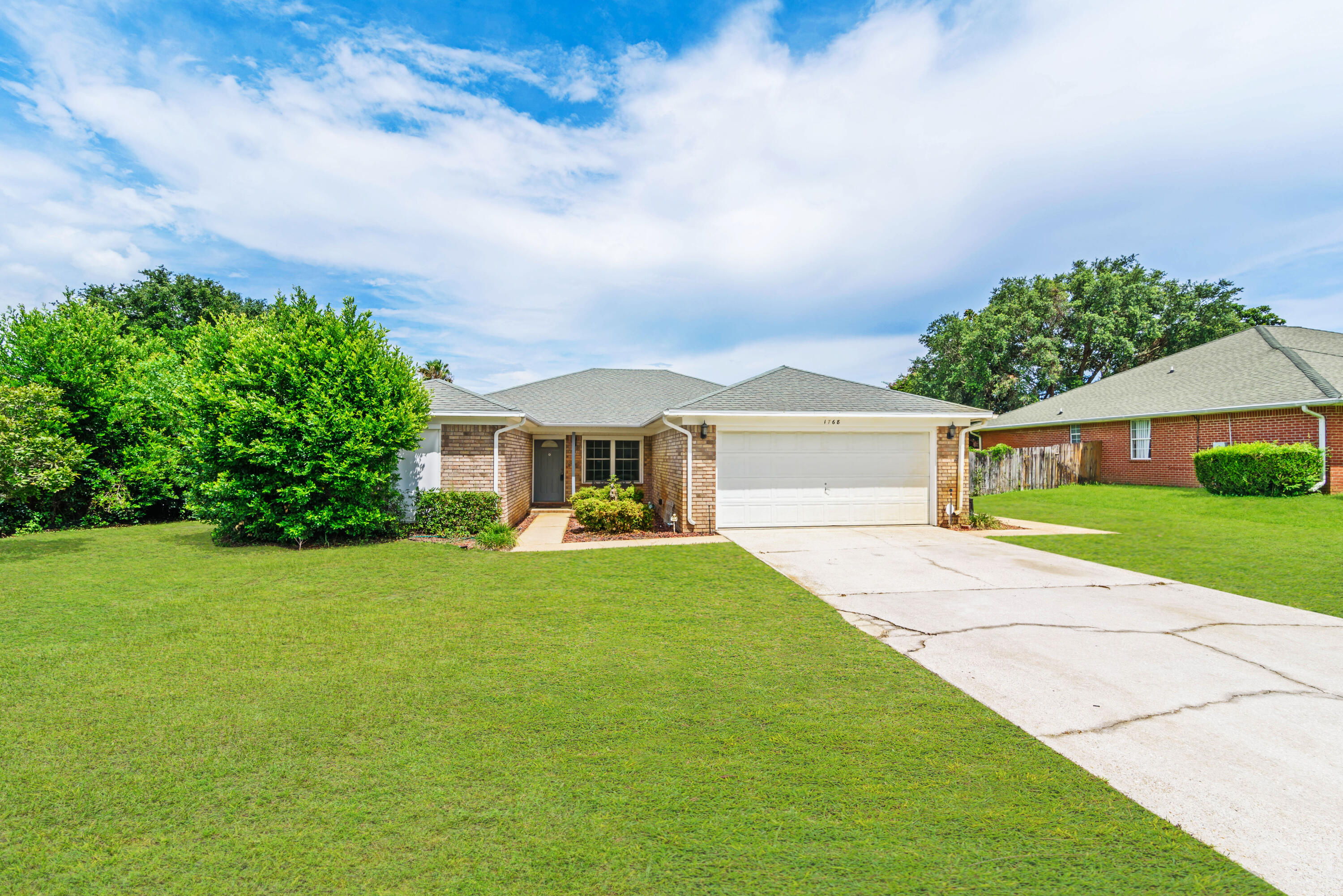 QUAYSIDE VILLAGE - Residential