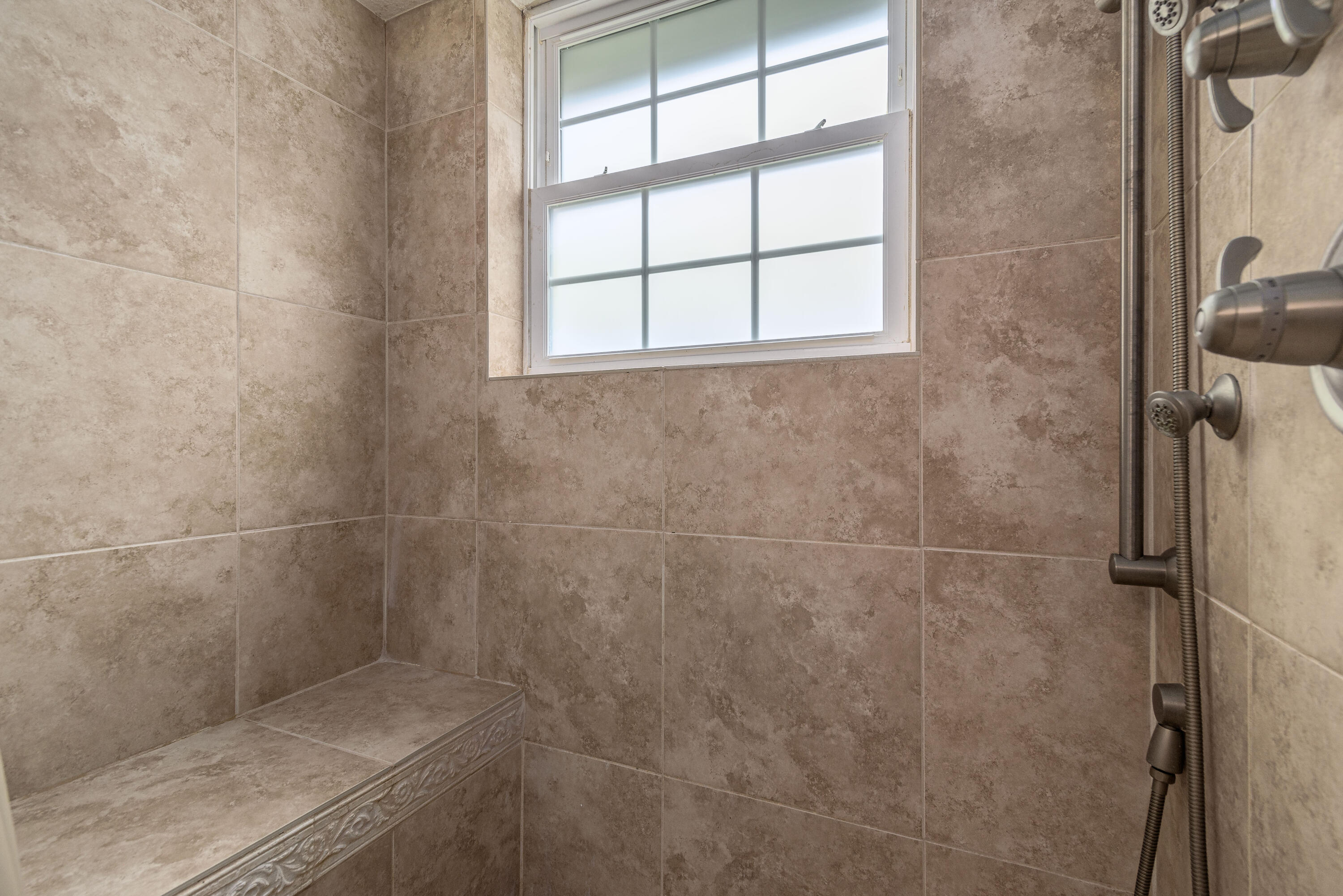 QUAYSIDE VILLAGE - Residential