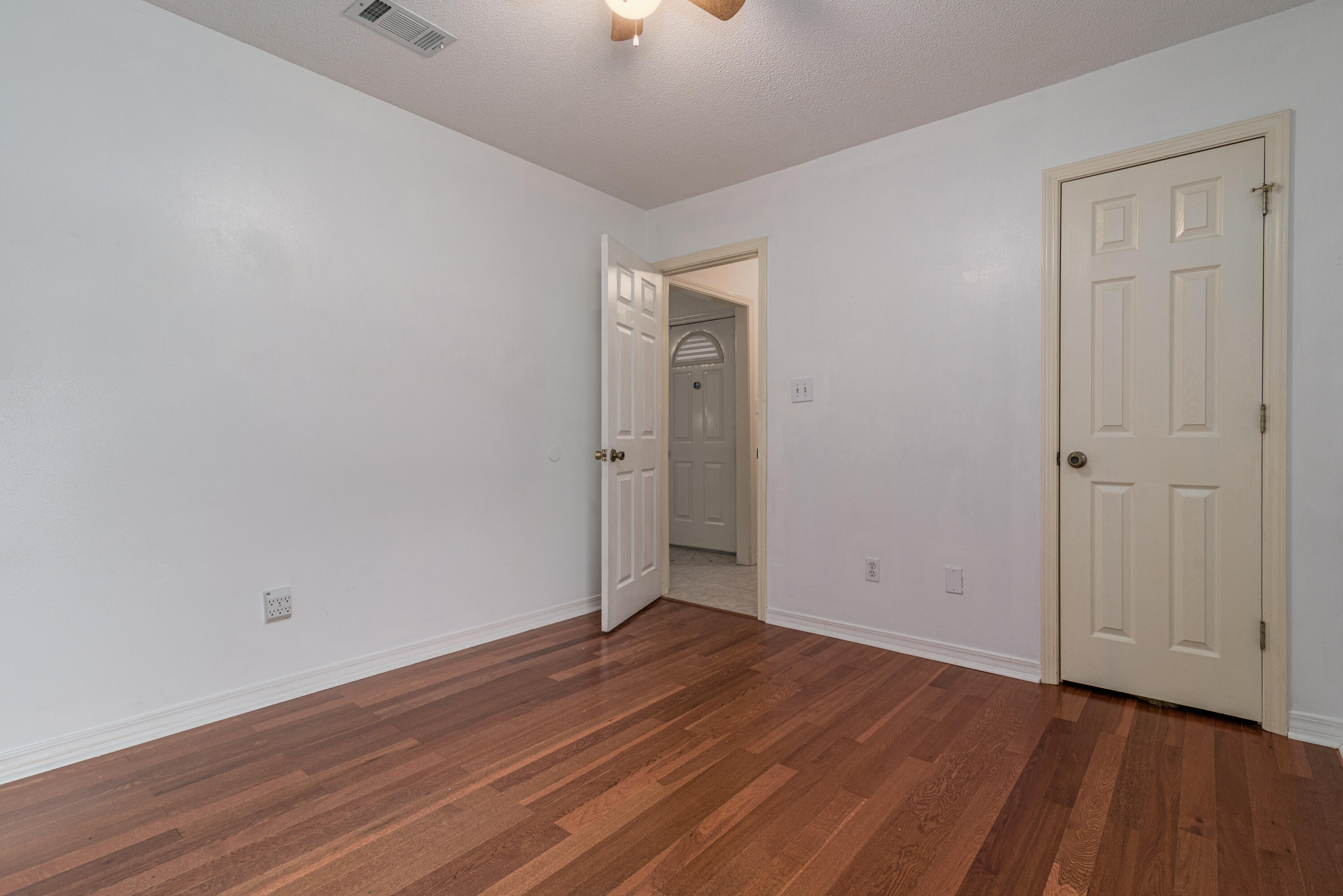 QUAYSIDE VILLAGE - Residential