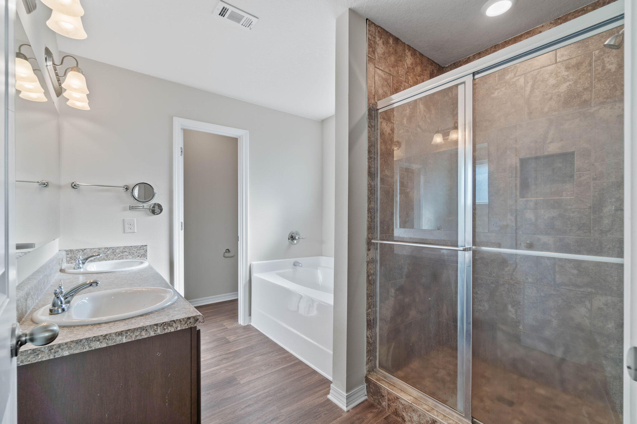 Taylor Farms - Residential Lease