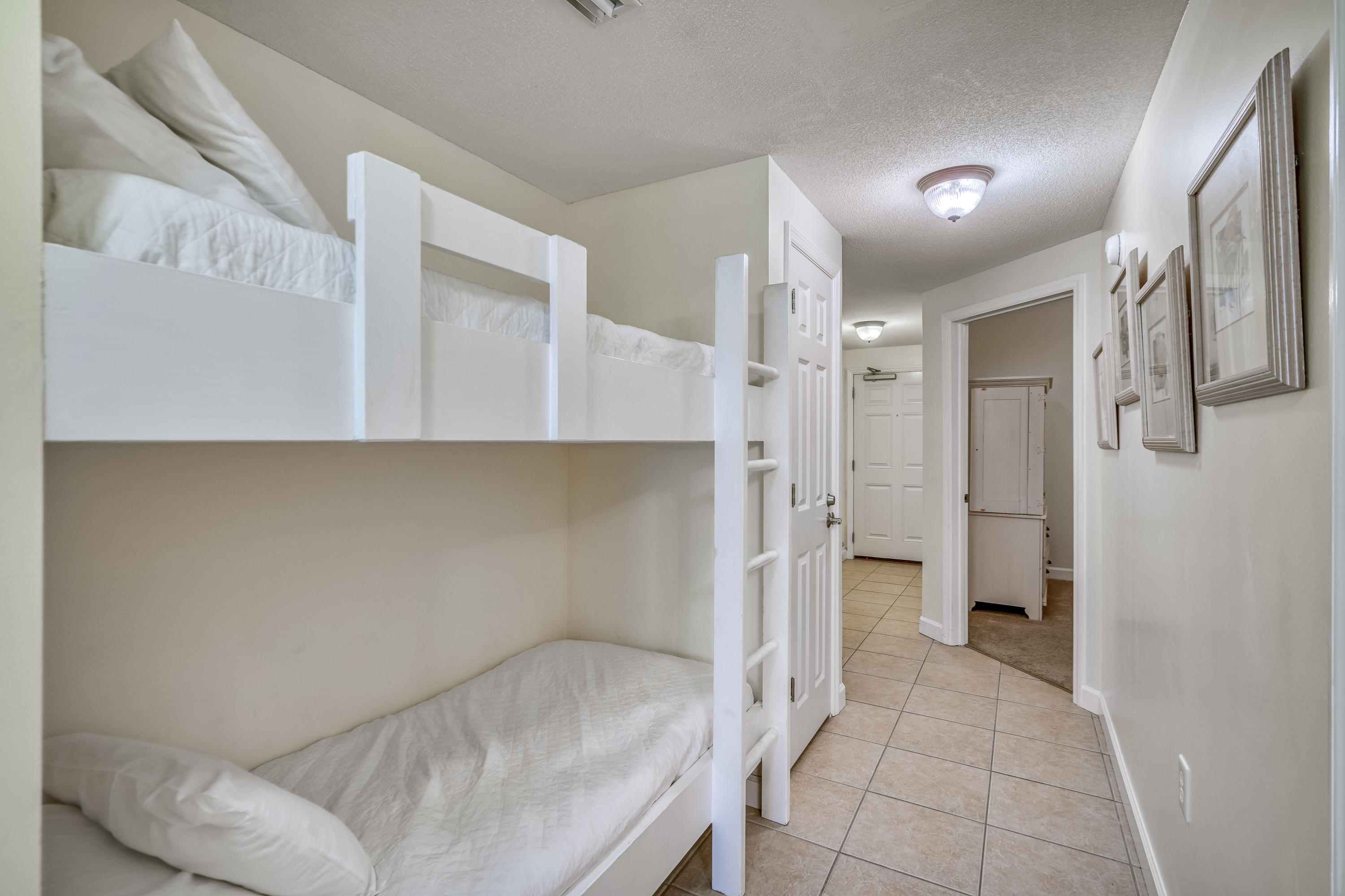 SEYCHELLES RESORT CONDO - Residential