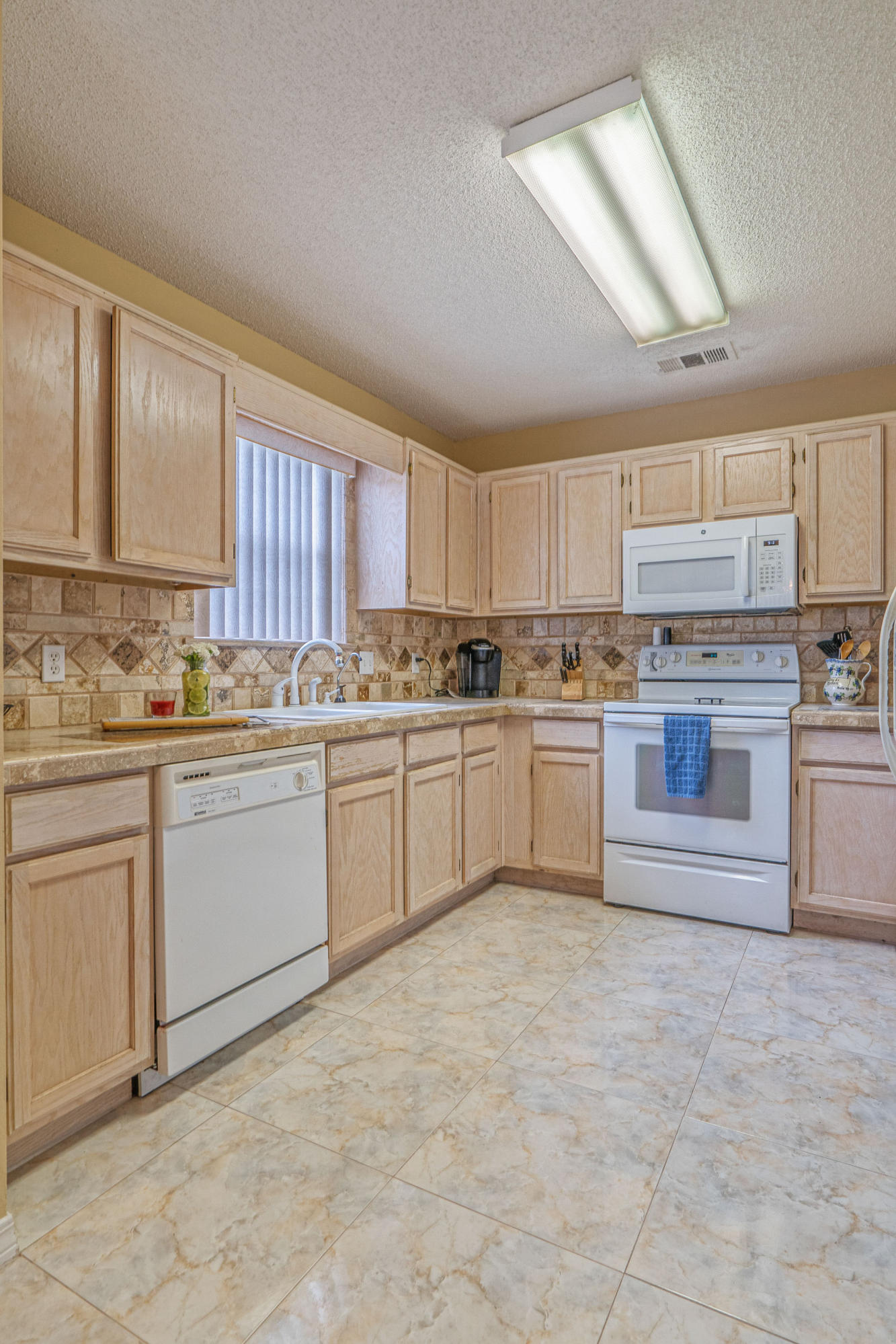 RIVER RUN ESTATES - Residential