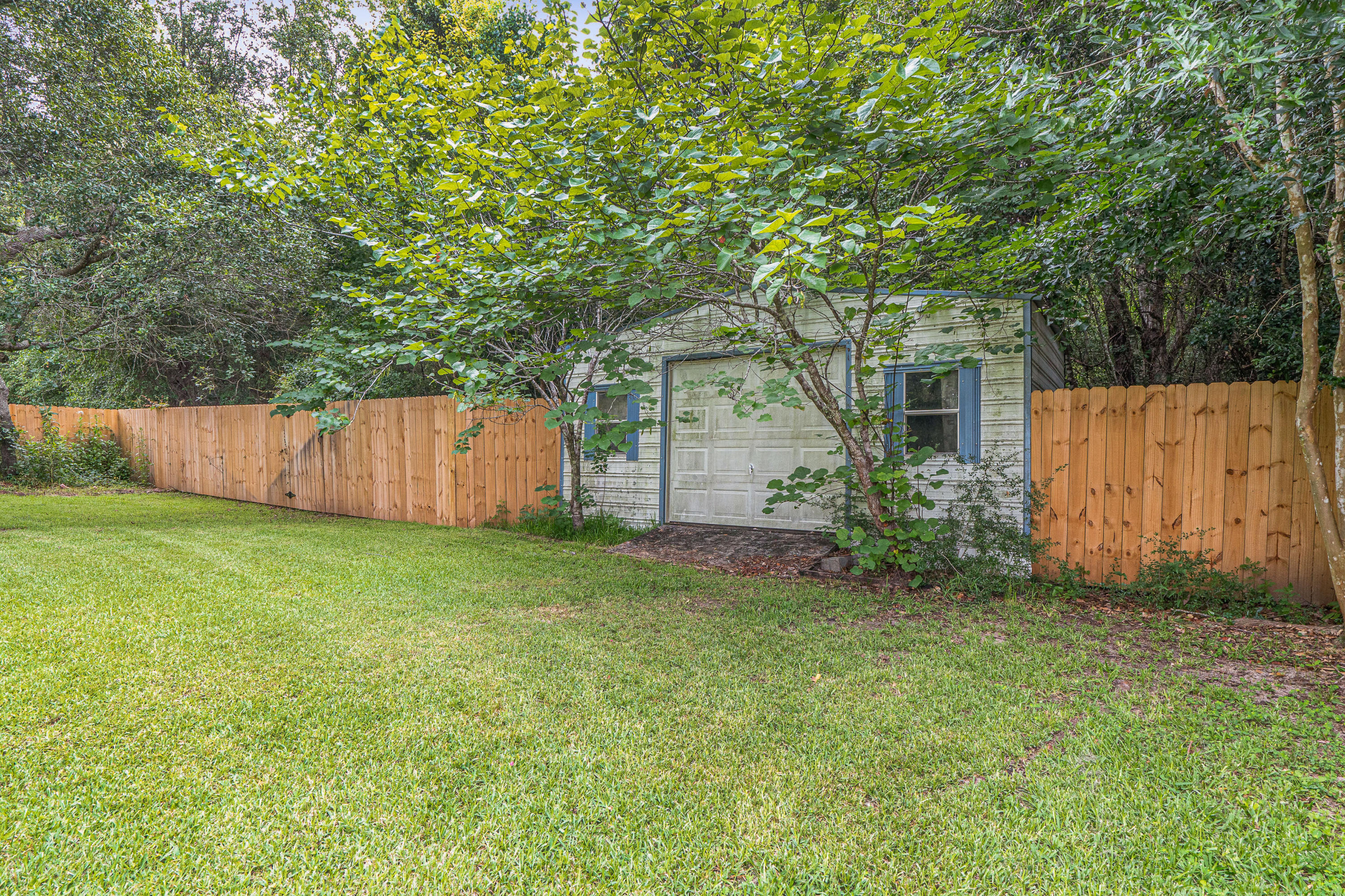 RIVER RUN ESTATES - Residential