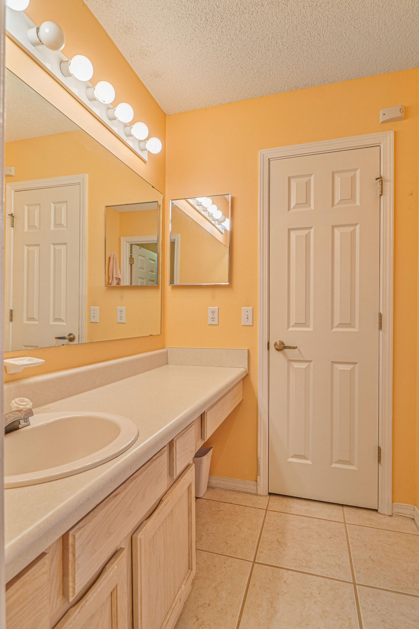 RIVER RUN ESTATES - Residential