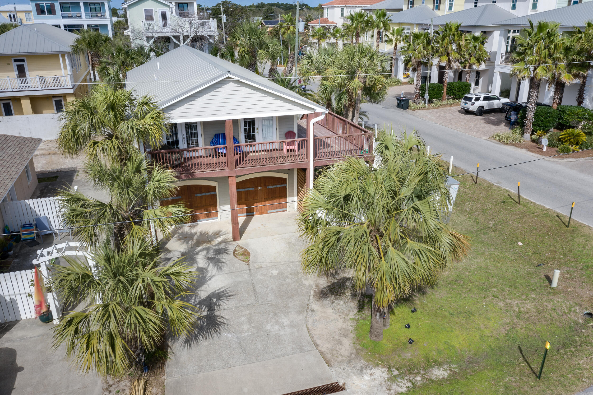 FRANGISTA BEACH 1ST ADDN - Residential