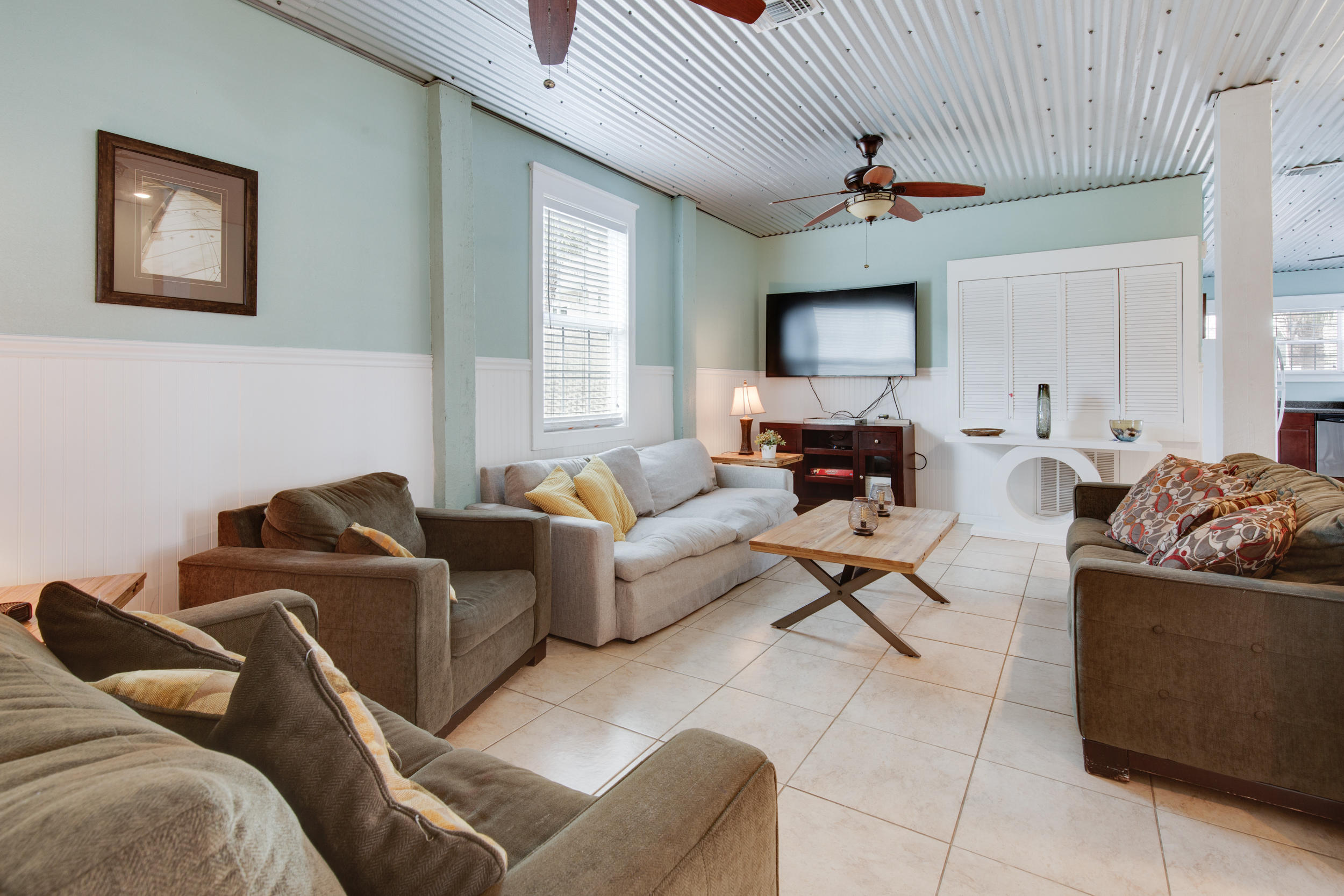 FRANGISTA BEACH 1ST ADDN - Residential
