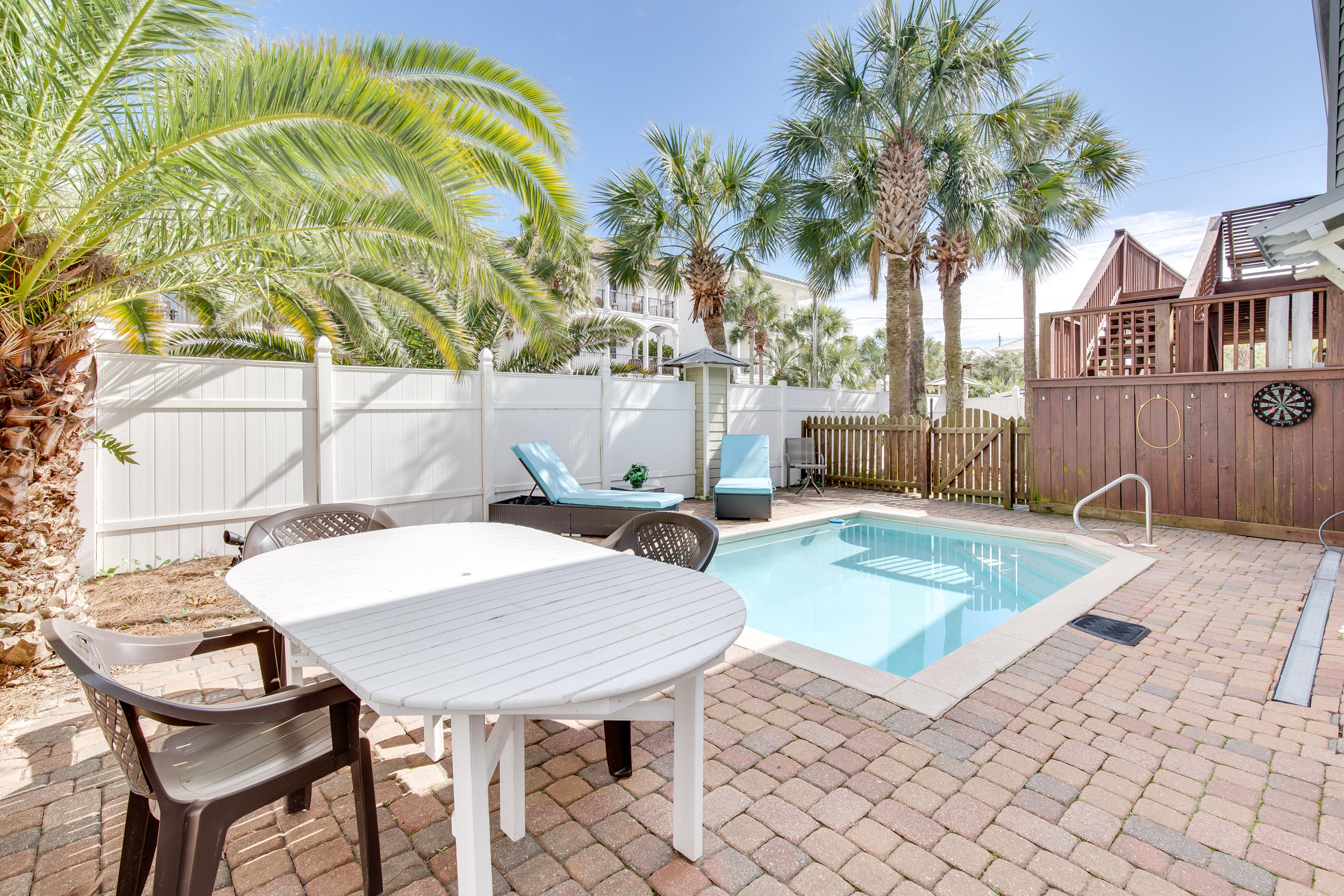 FRANGISTA BEACH 1ST ADDN - Residential