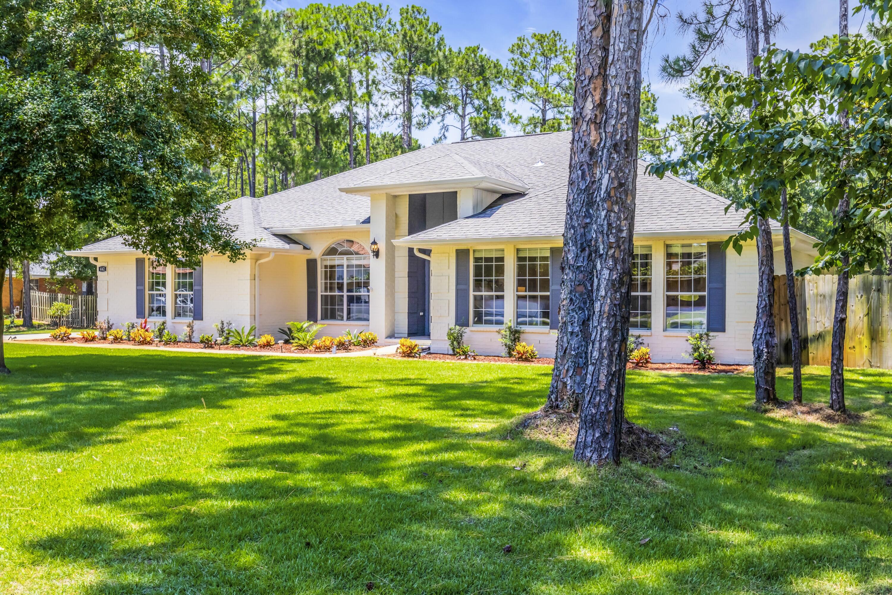 DRIFTWOOD ESTATES - Residential