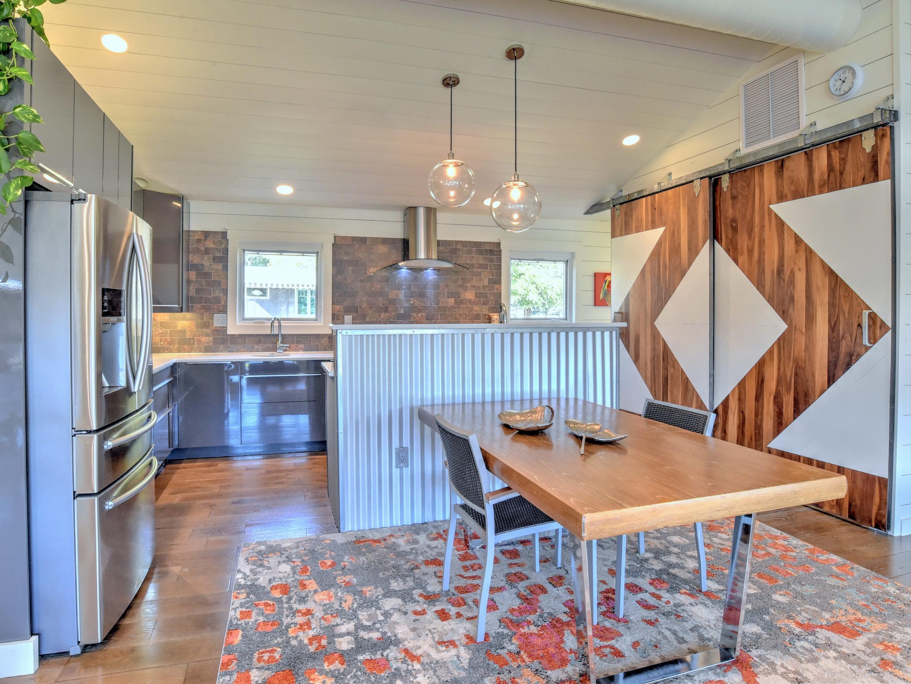 HARBOR OAKS - Residential