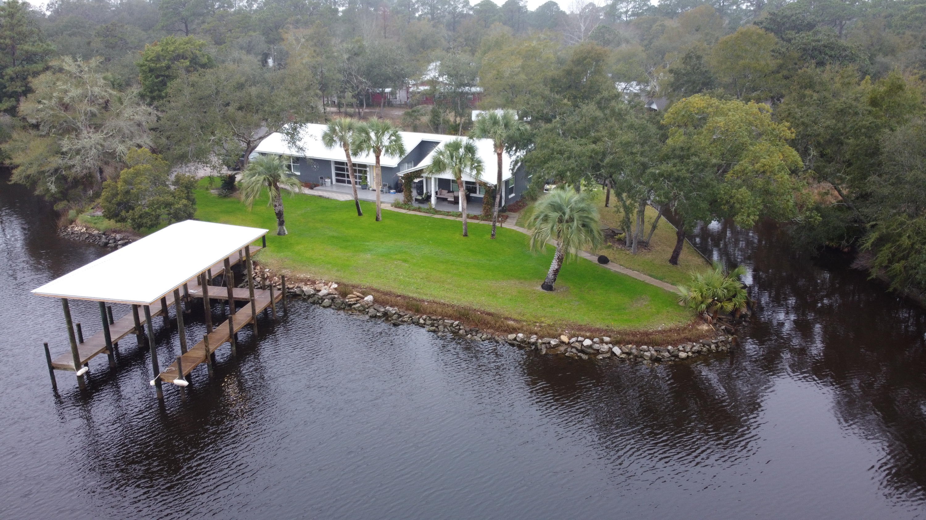 HARBOR OAKS - Residential