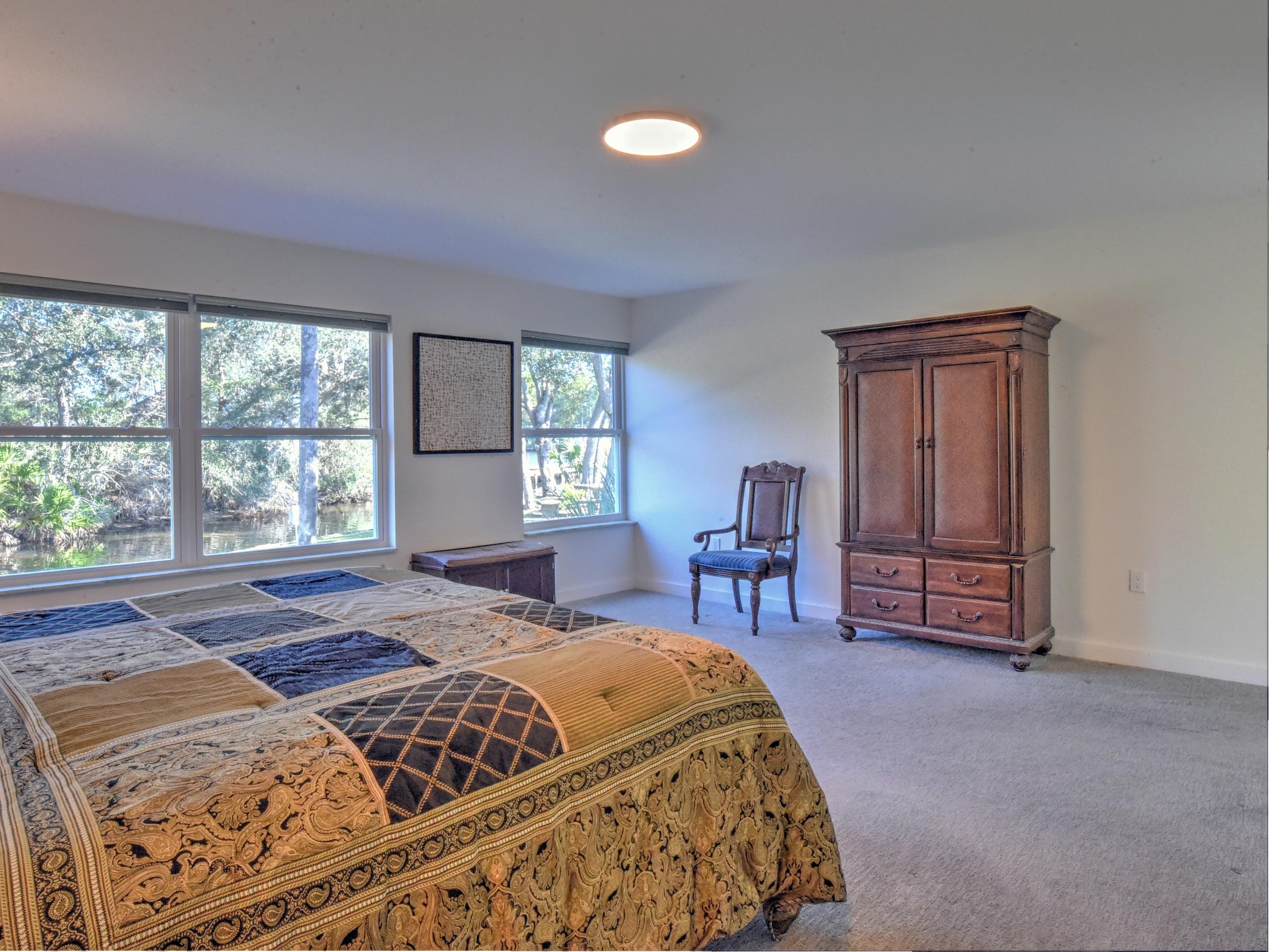 HARBOR OAKS - Residential