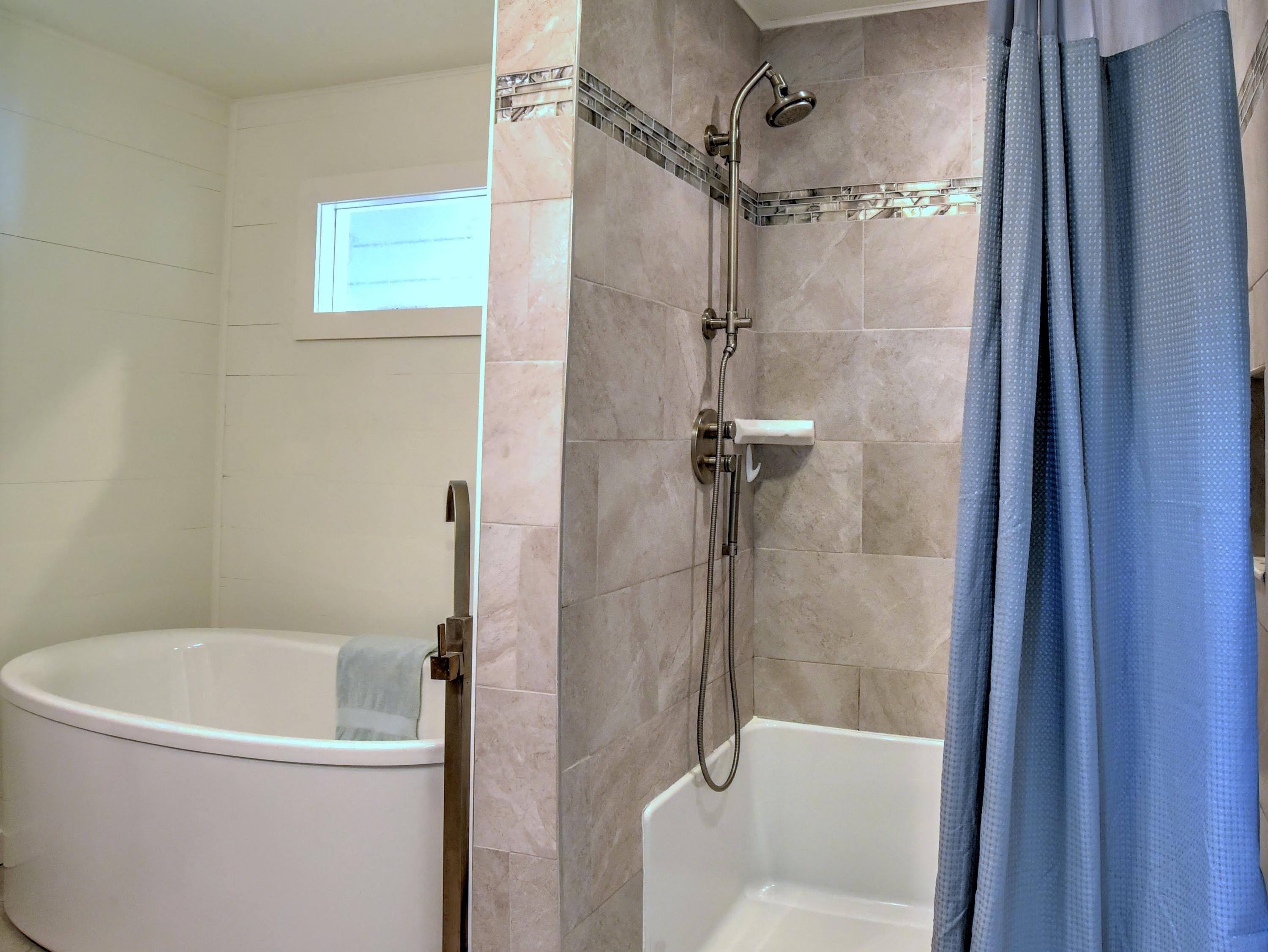 HARBOR OAKS - Residential