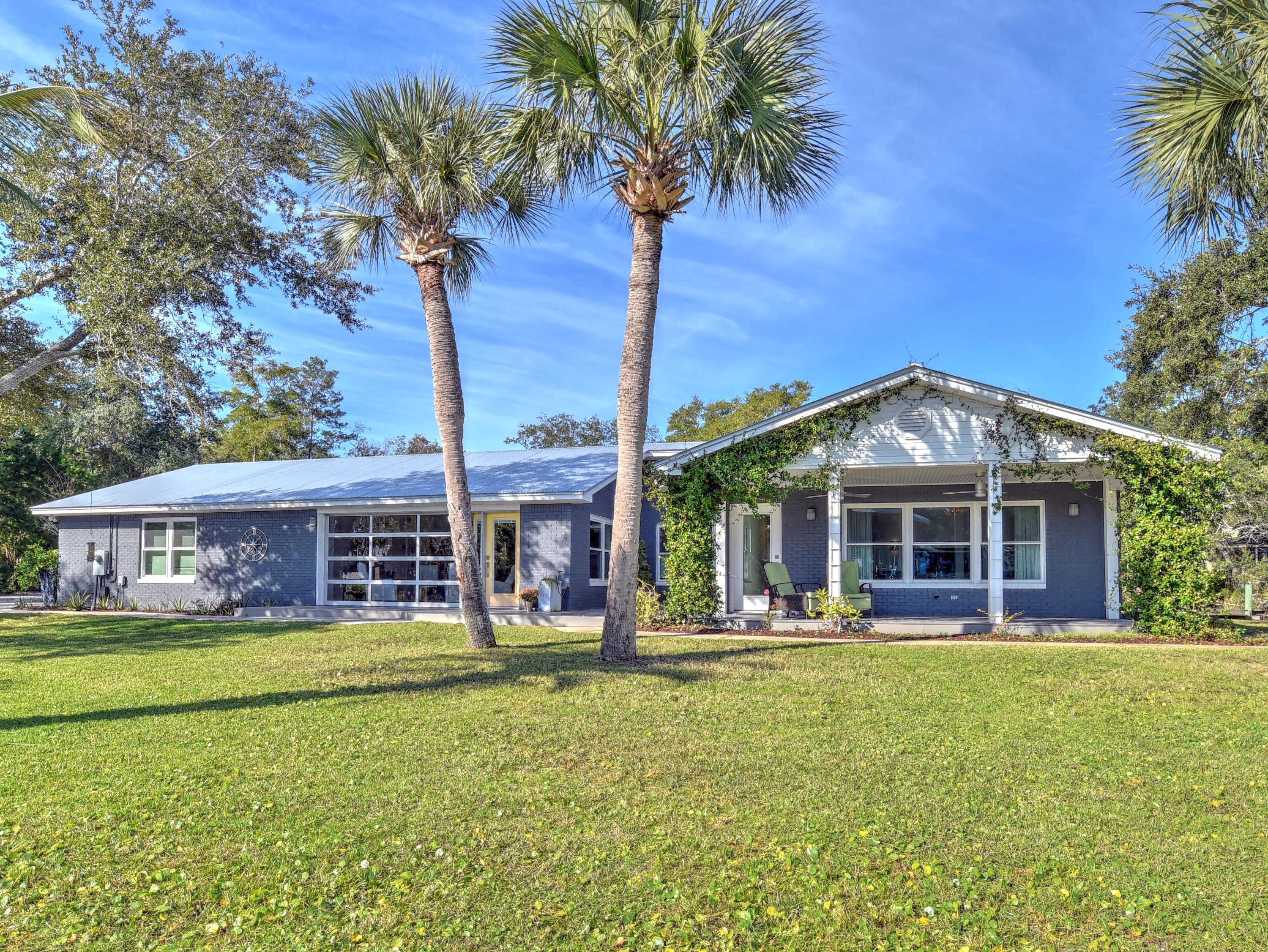 HARBOR OAKS - Residential