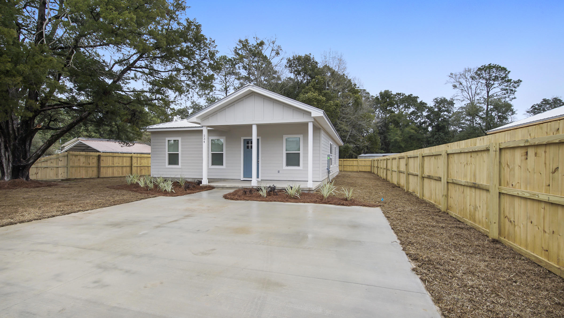 WALTON HEIGHTS - Residential