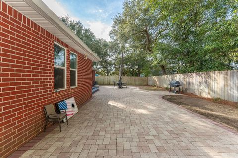 A home in Niceville