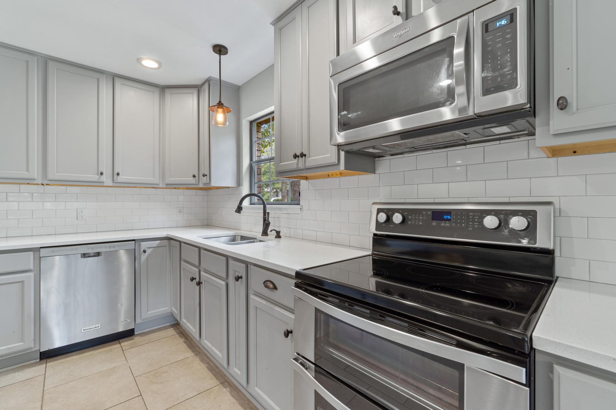 BLUEWATER BAY VILLAGE 1B - Residential