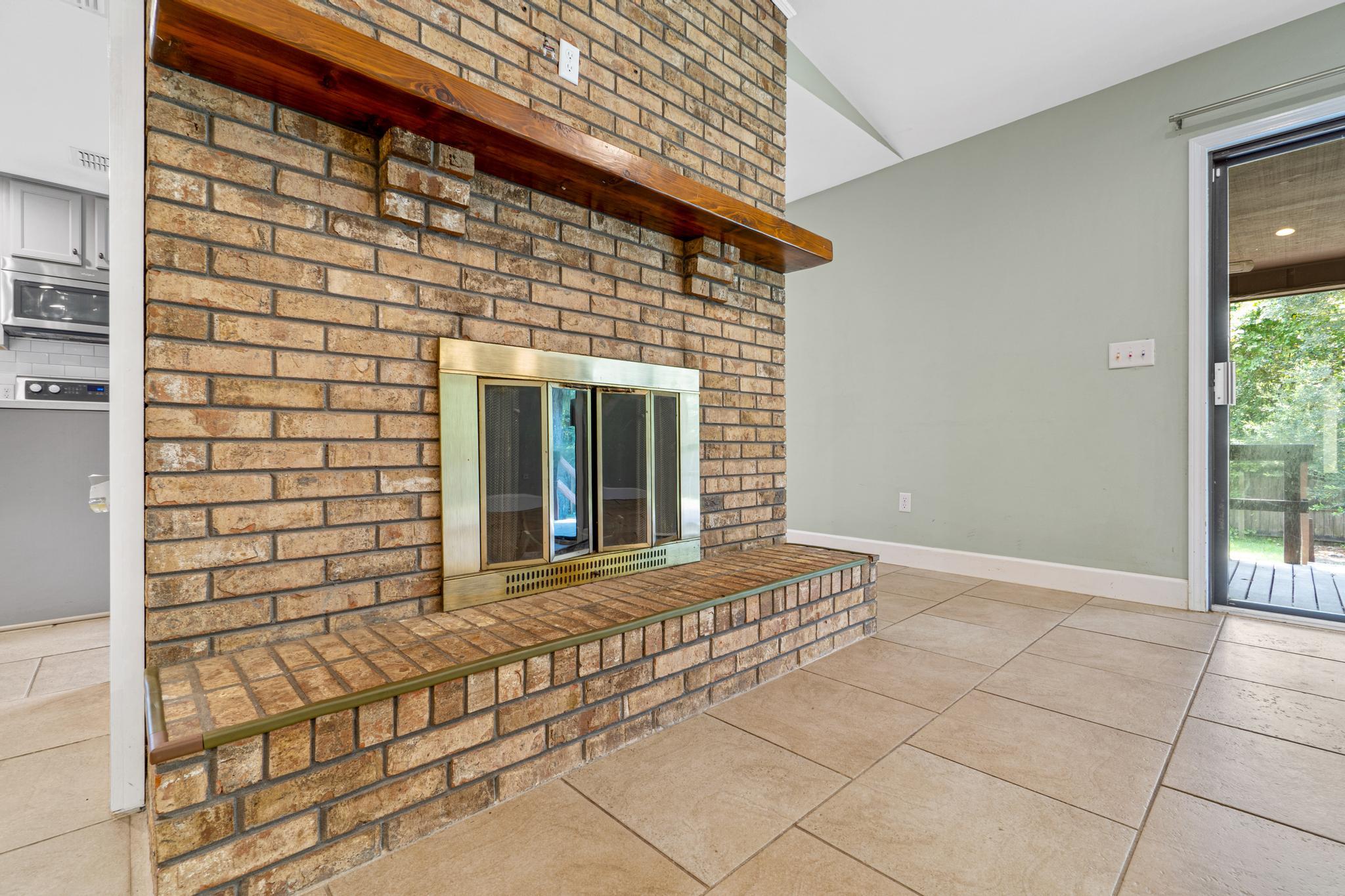 BLUEWATER BAY VILLAGE 1B - Residential