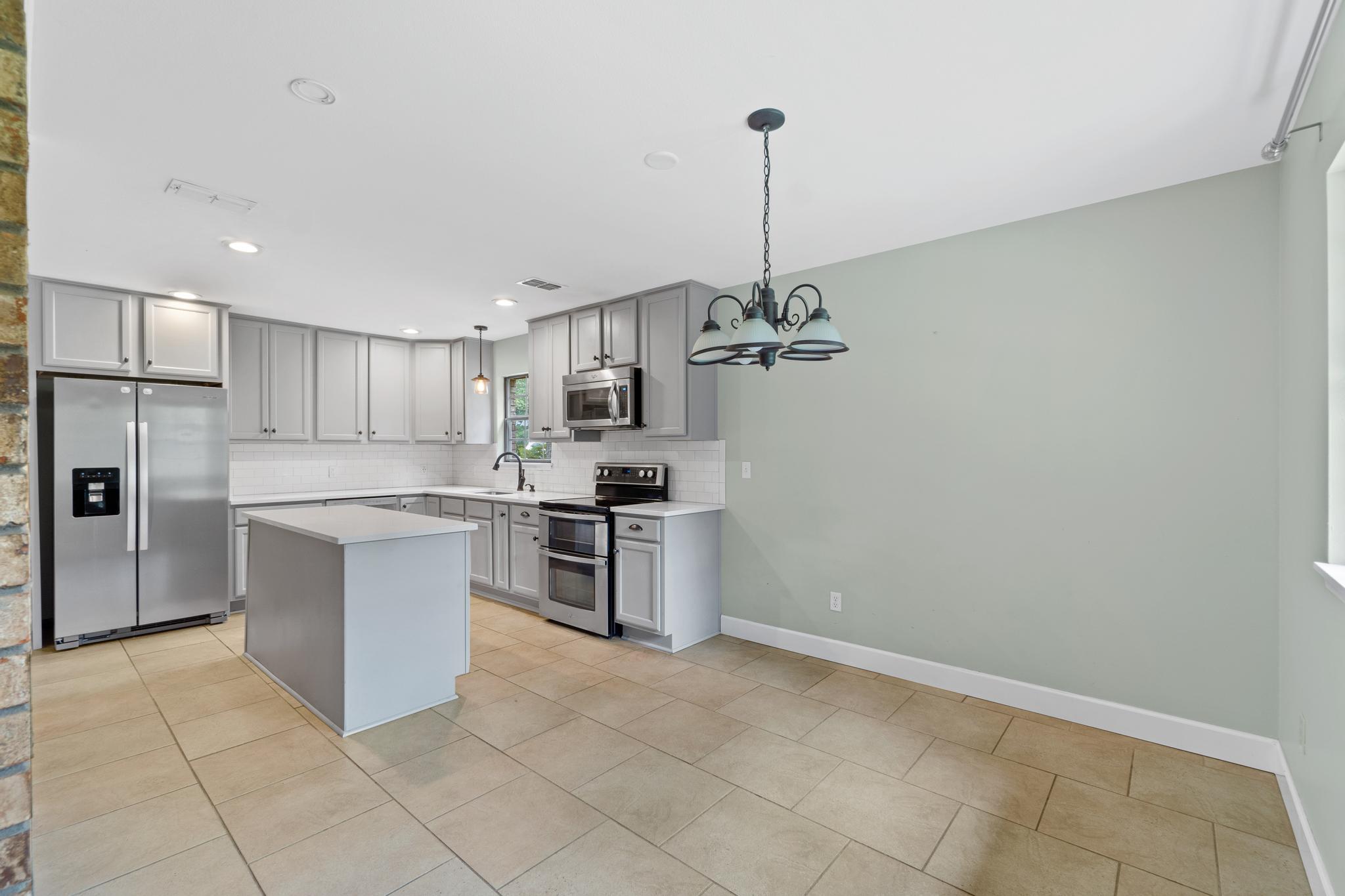 BLUEWATER BAY VILLAGE 1B - Residential