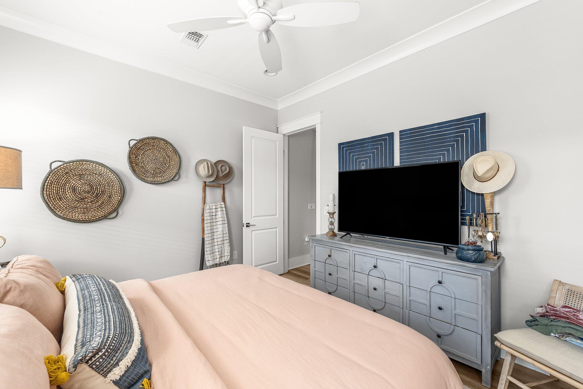GRAYTON BAYOU - Residential Lease