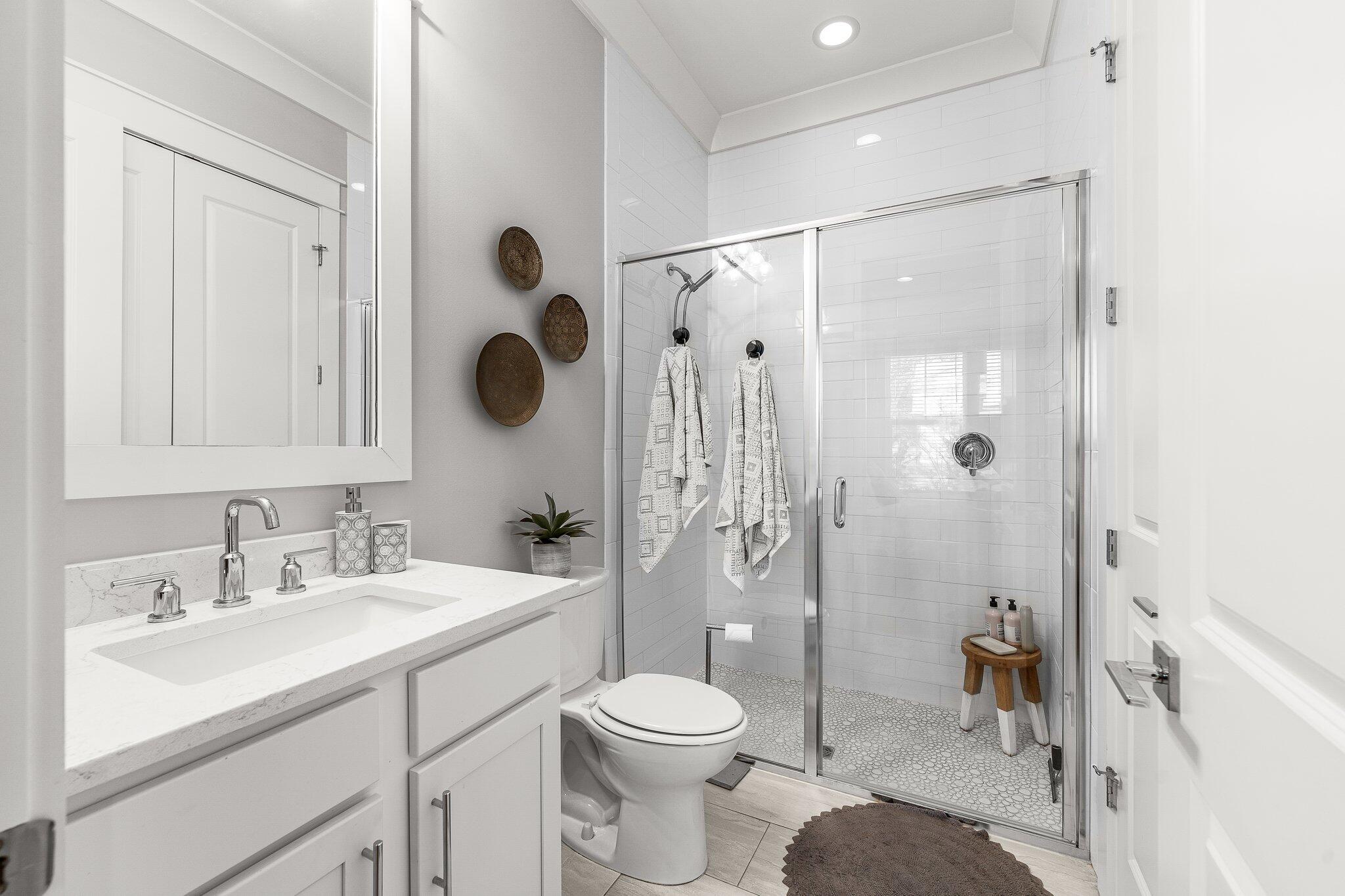 GRAYTON BAYOU - Residential Lease
