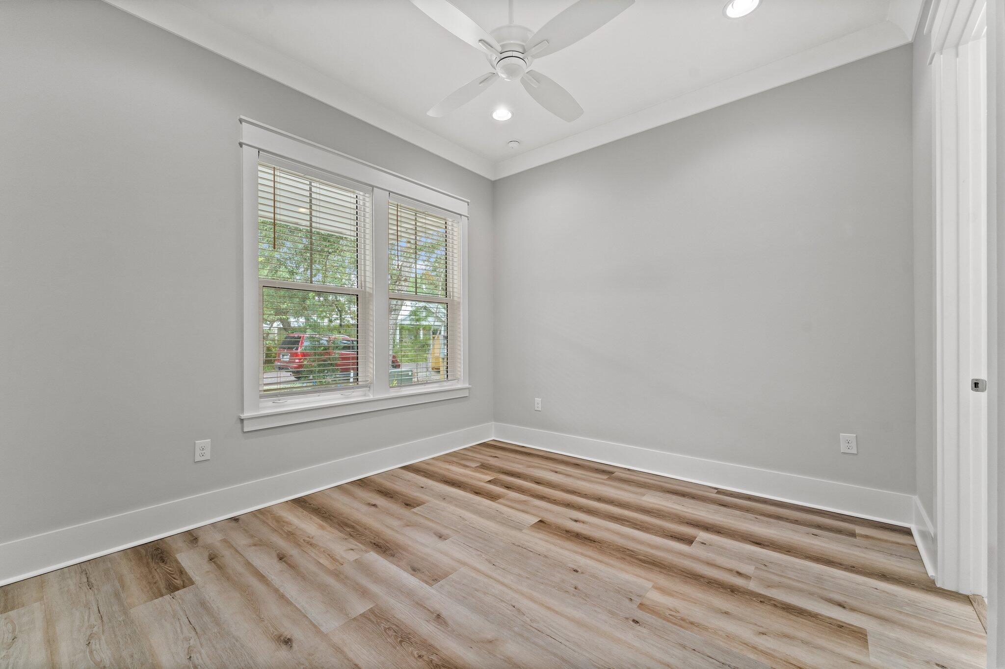 GRAYTON BAYOU - Residential Lease