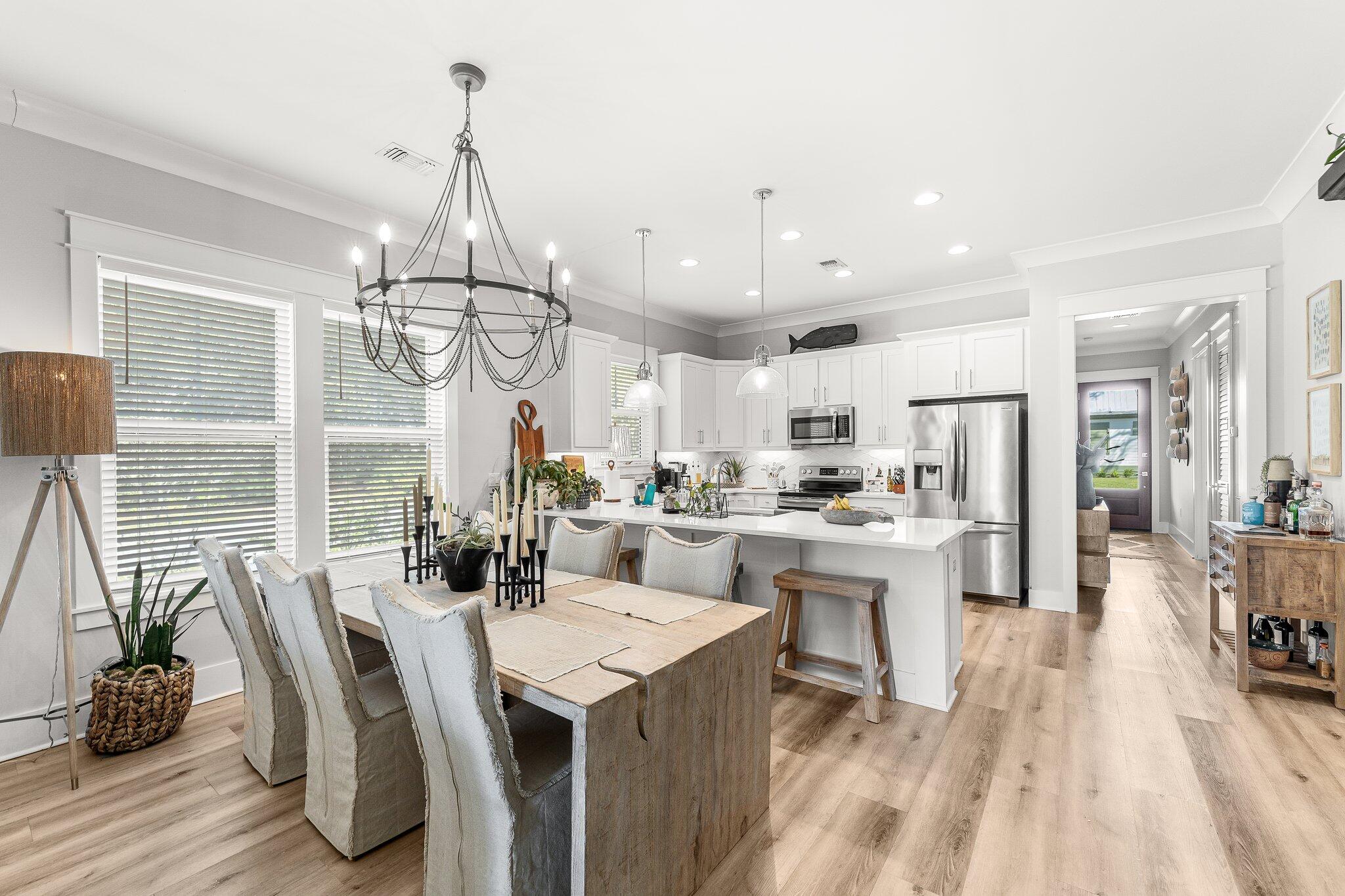 GRAYTON BAYOU - Residential Lease