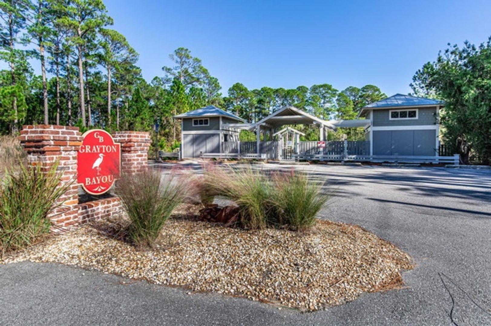 GRAYTON BAYOU - Residential Lease