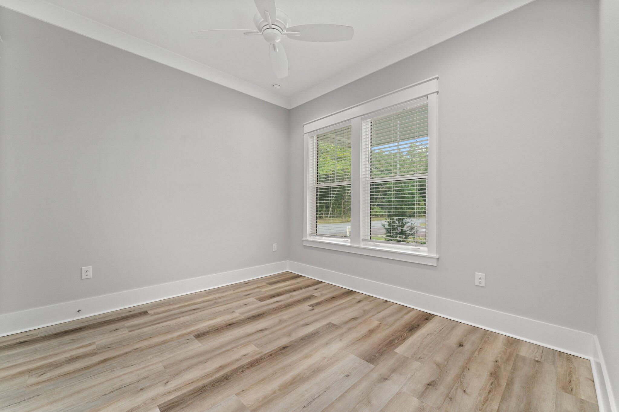 GRAYTON BAYOU - Residential Lease