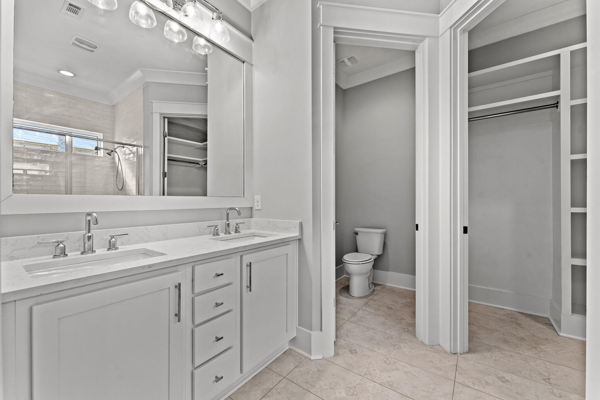 GRAYTON BAYOU - Residential Lease