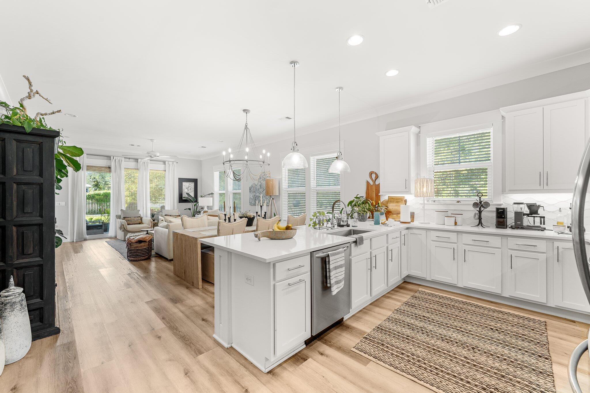 GRAYTON BAYOU - Residential Lease