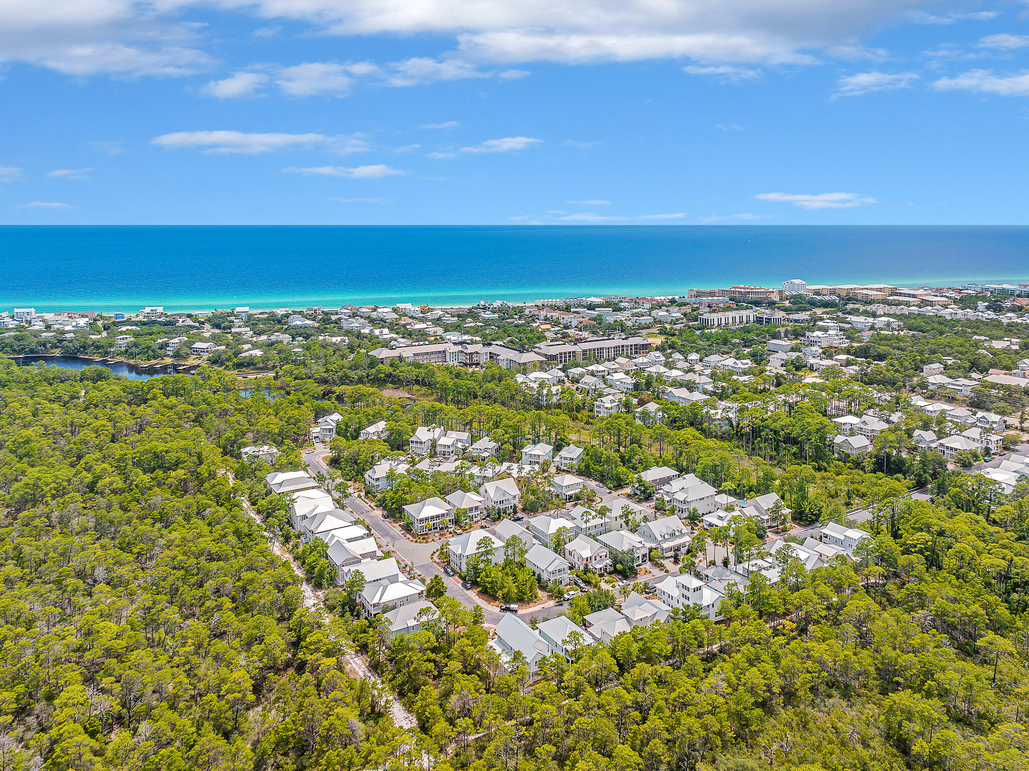 LAKESIDE AT BLUE MOUNTAIN BEACH - Residential