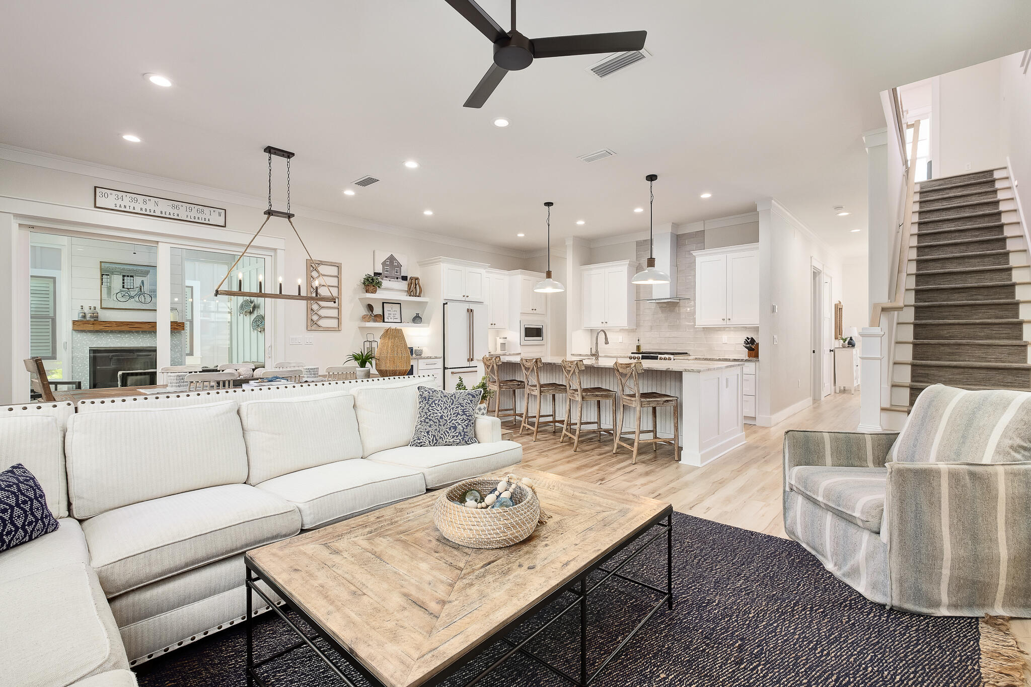 LAKESIDE AT BLUE MOUNTAIN BEACH - Residential
