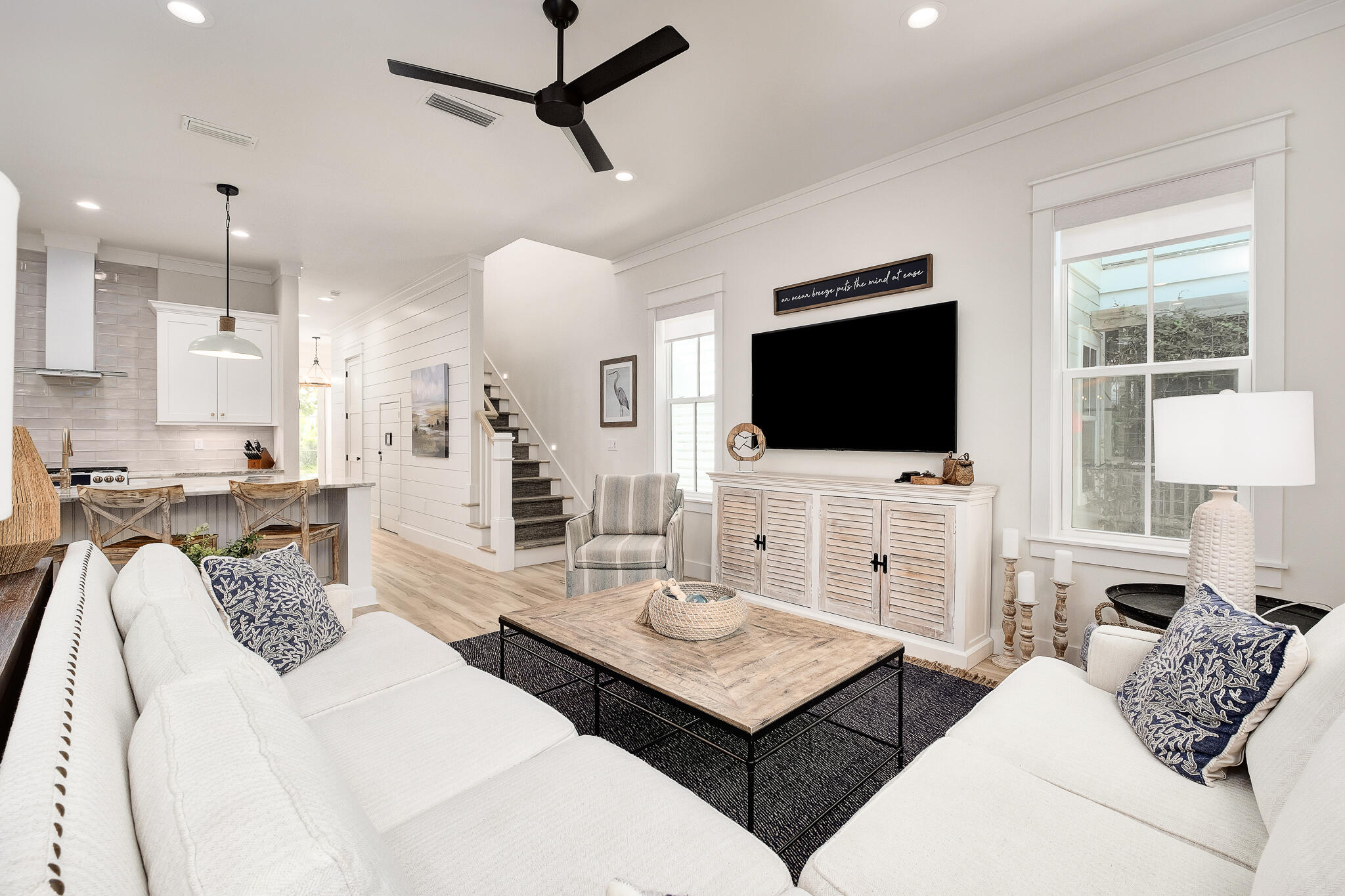 LAKESIDE AT BLUE MOUNTAIN BEACH - Residential