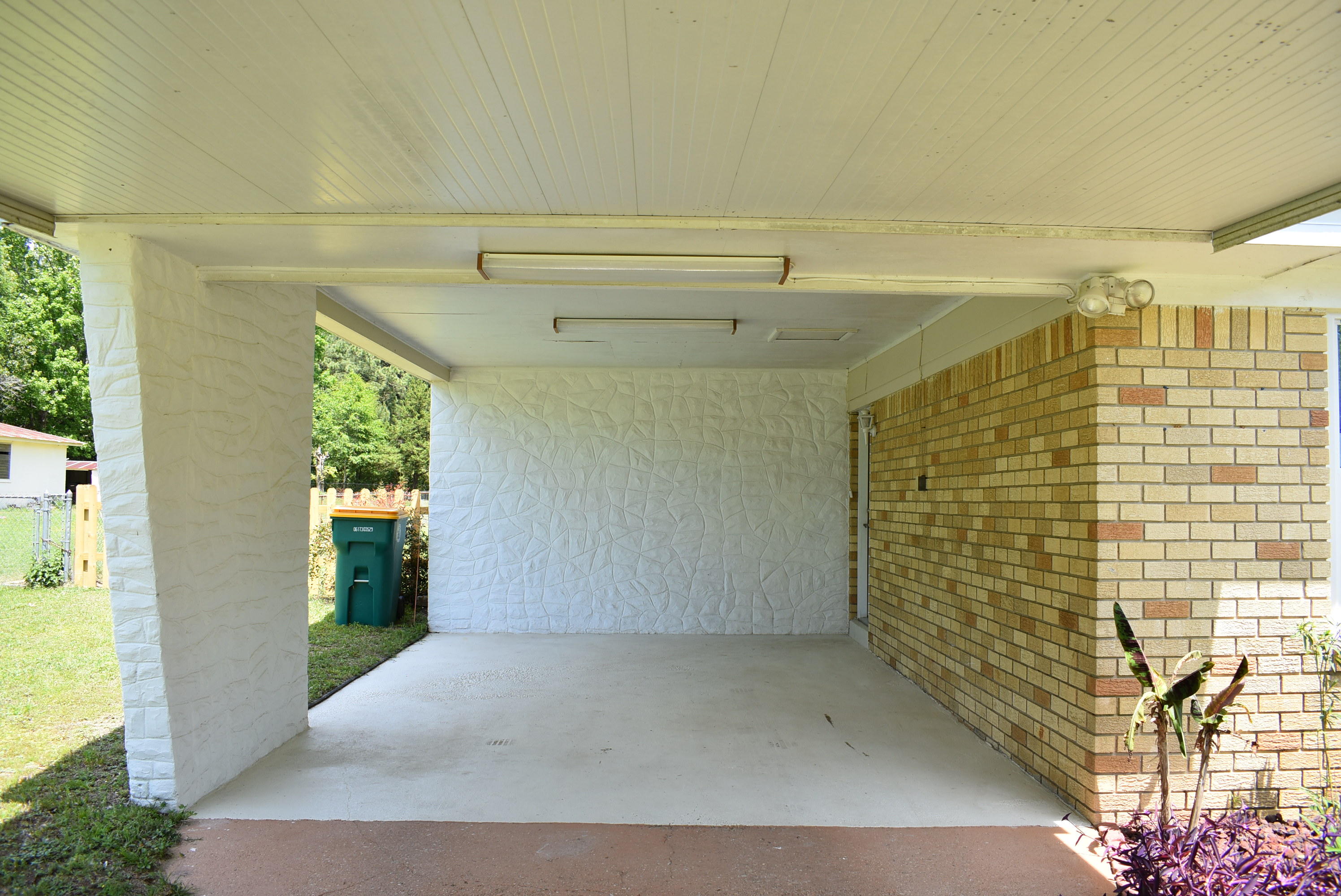 OAKDALE MINI FARMS - Residential