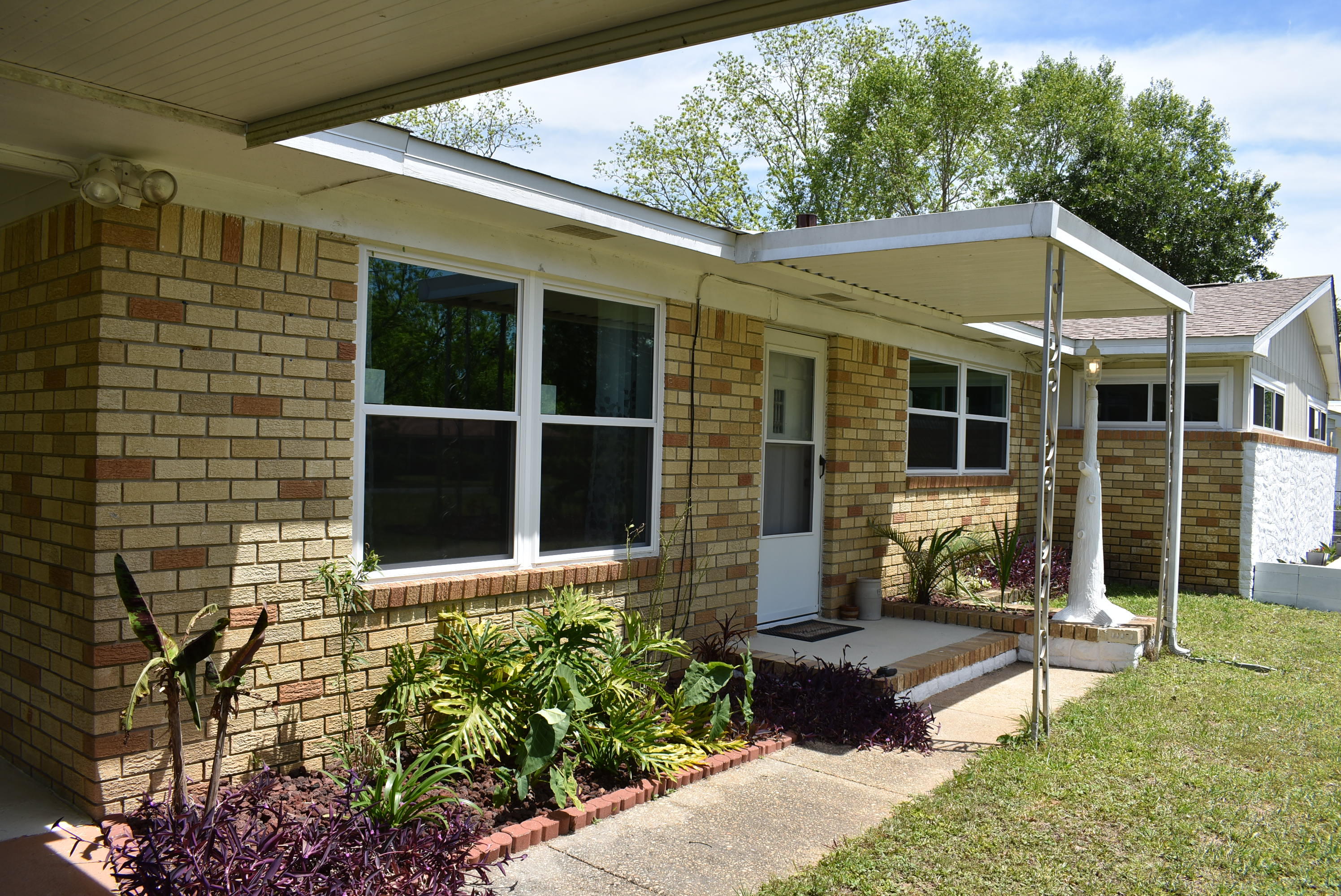 OAKDALE MINI FARMS - Residential